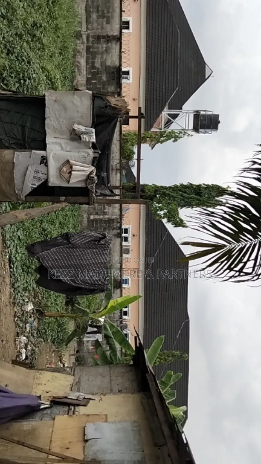 For Sale : Cornerpiece Fenced 2 Plots , New Gra , Ph