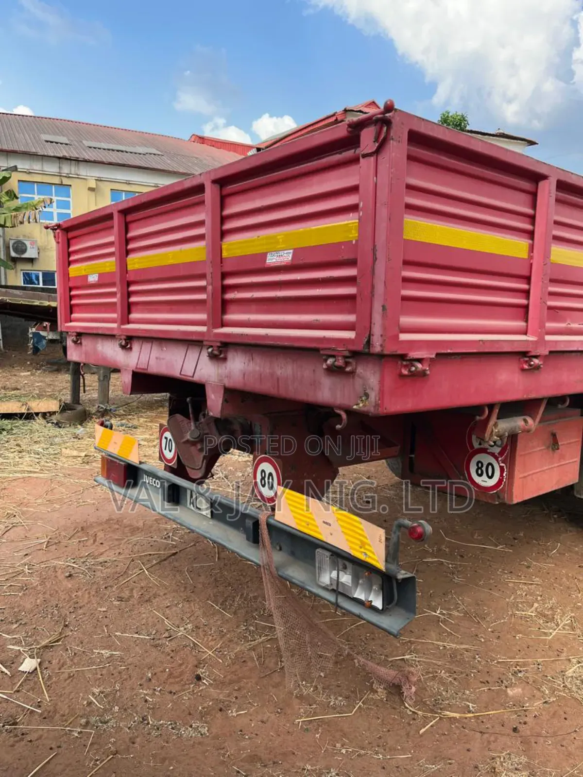 11 Tons Iveco Hiab Self-Loader - Foreign Use