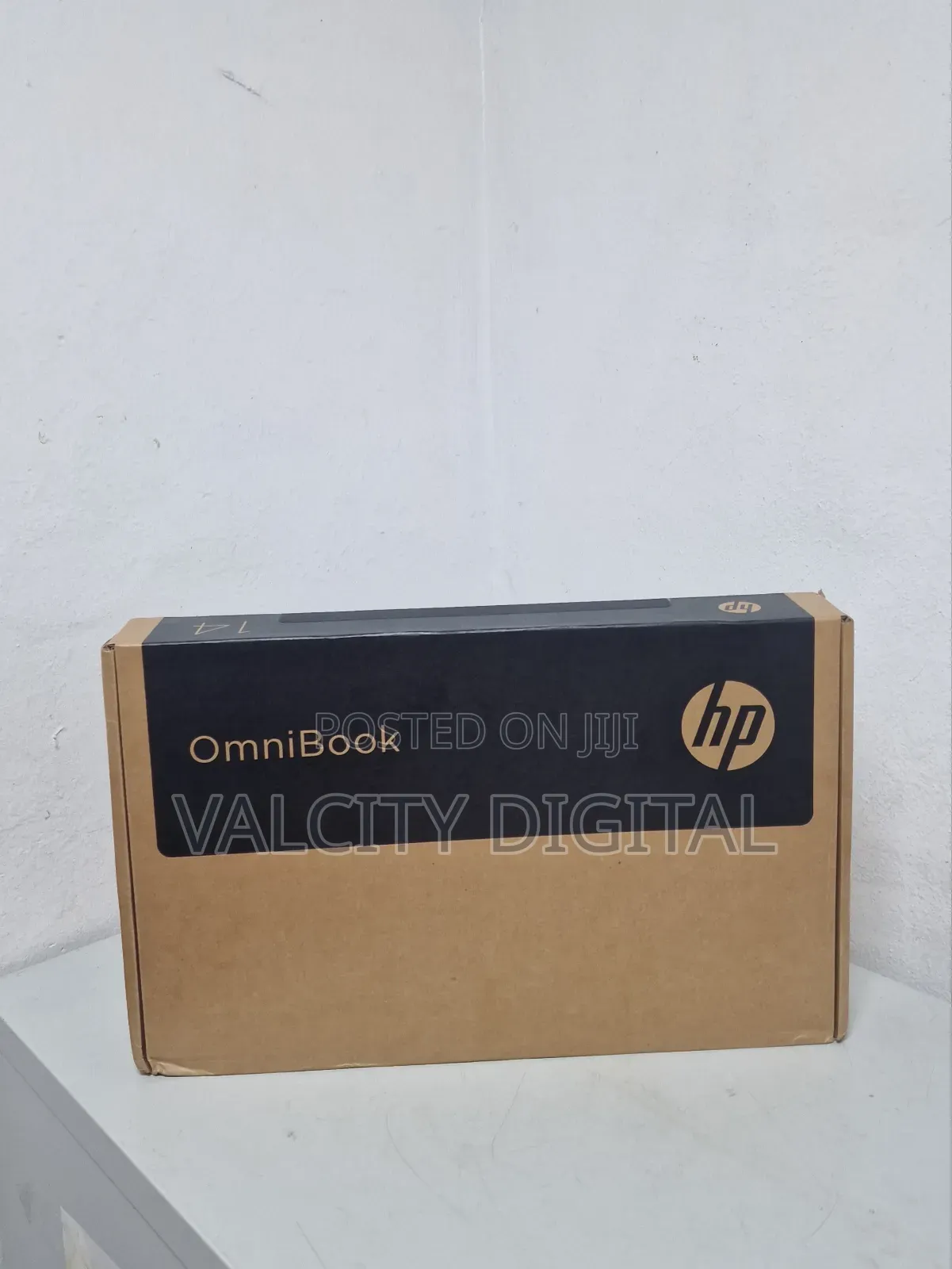 New Laptop HP OmniBook 5 Flip 14-fp0023dx 16GB Intel Core i7 SSD 512GB