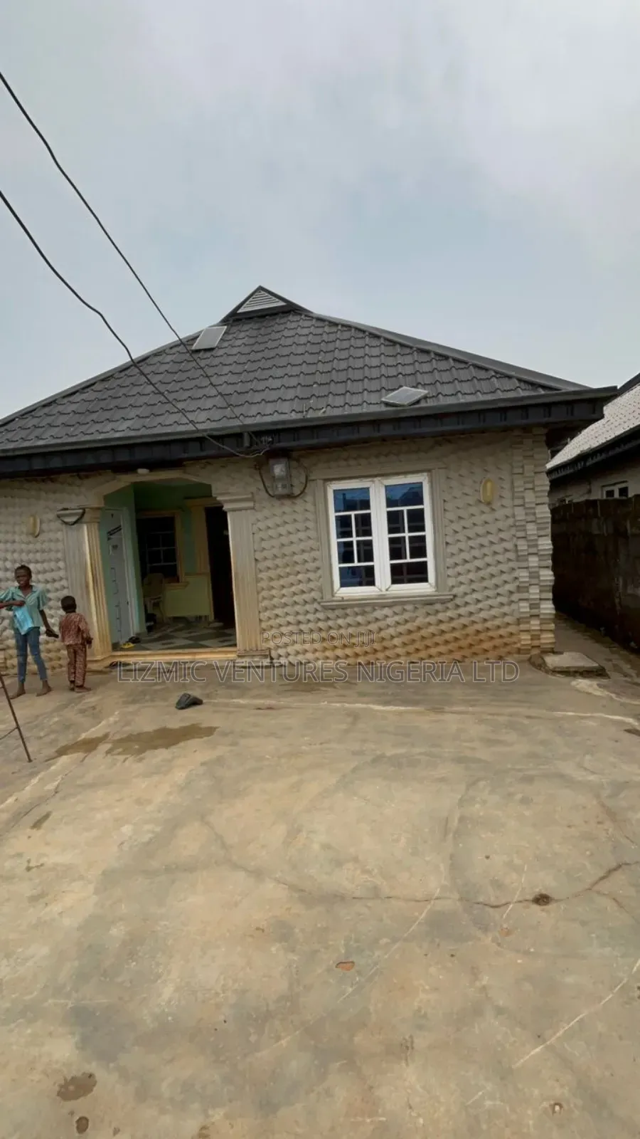3bdrm Bungalow in Isuti, Igando / Ikotun/Igando for sale