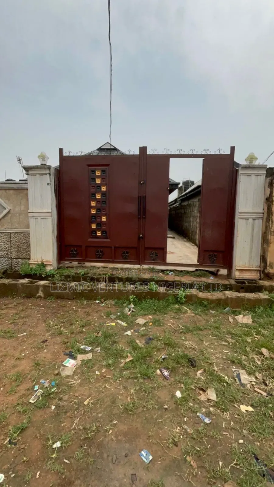 3bdrm Bungalow in Isuti, Igando / Ikotun/Igando for sale