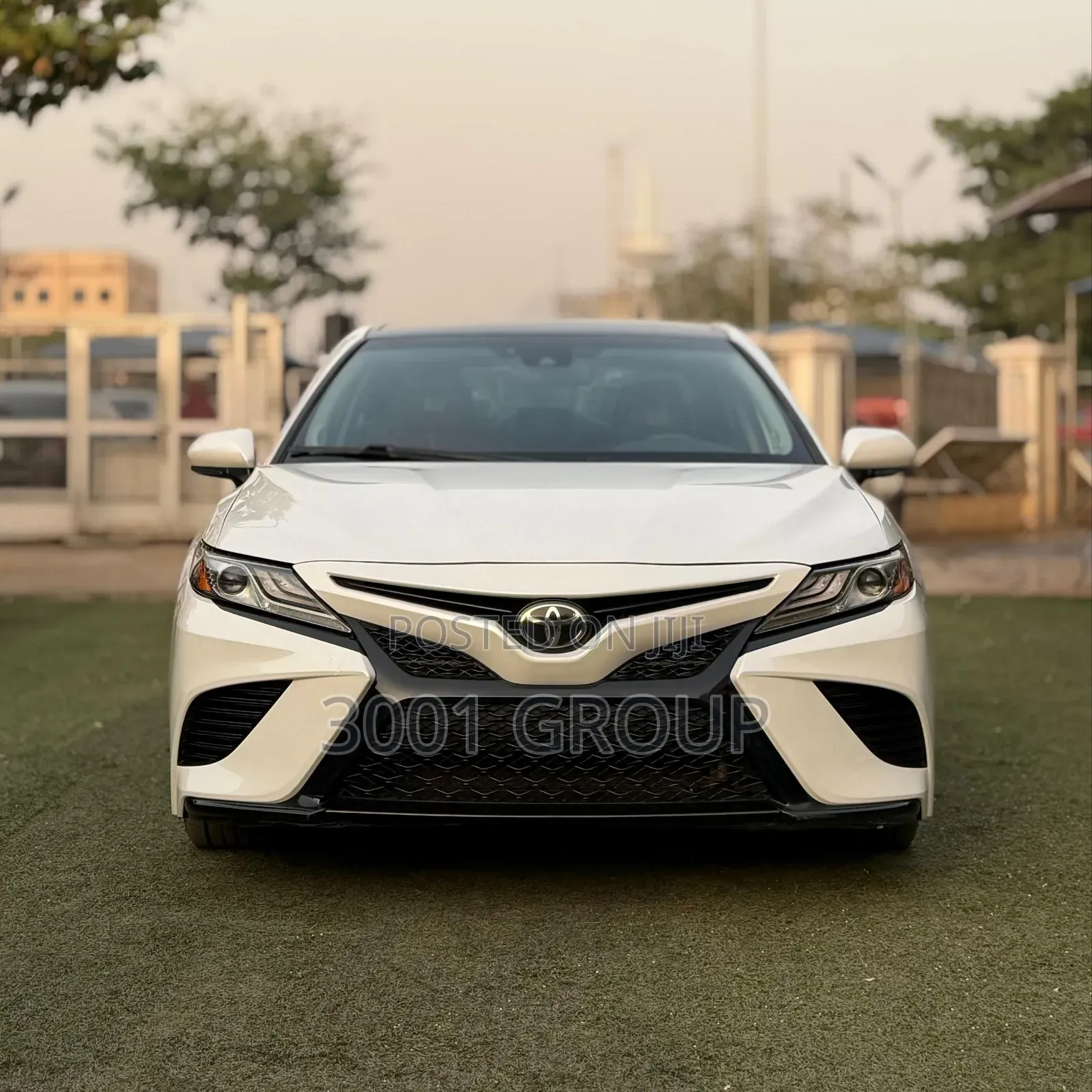 Toyota Camry XSE V6 FWD 2020 White