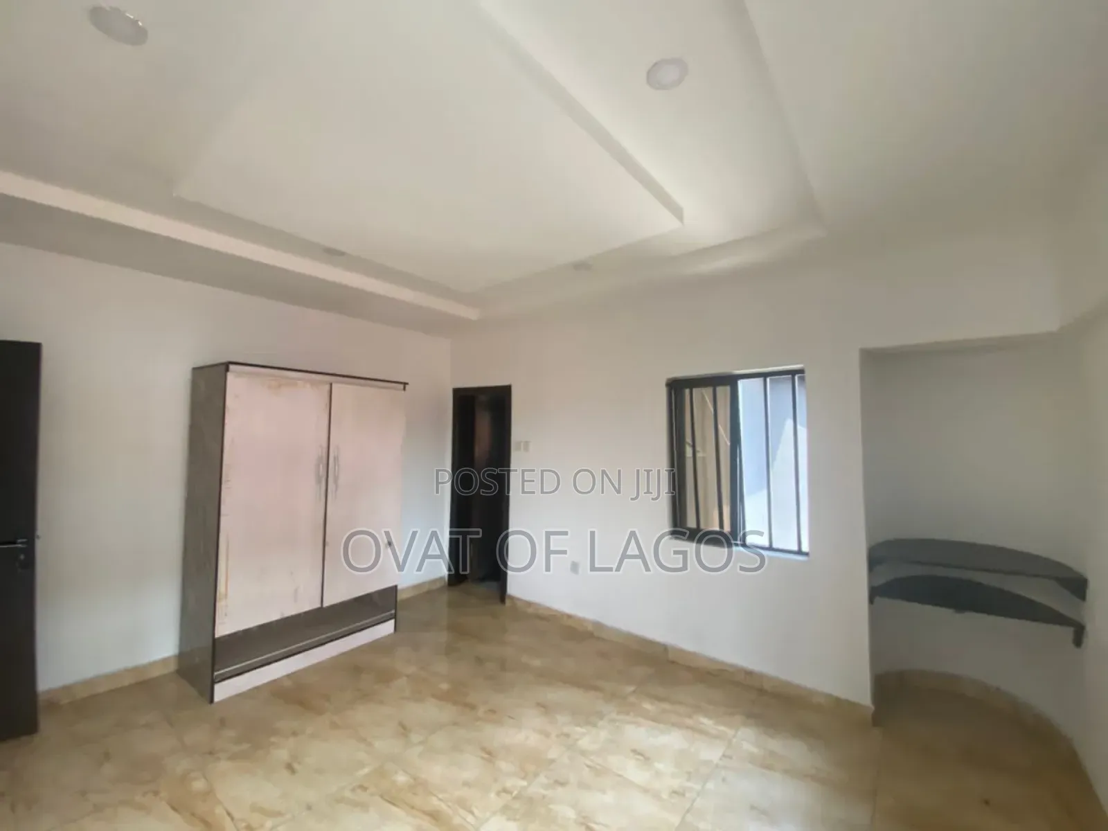 3bdrm Apartment in Lekki Phase 1 for rent