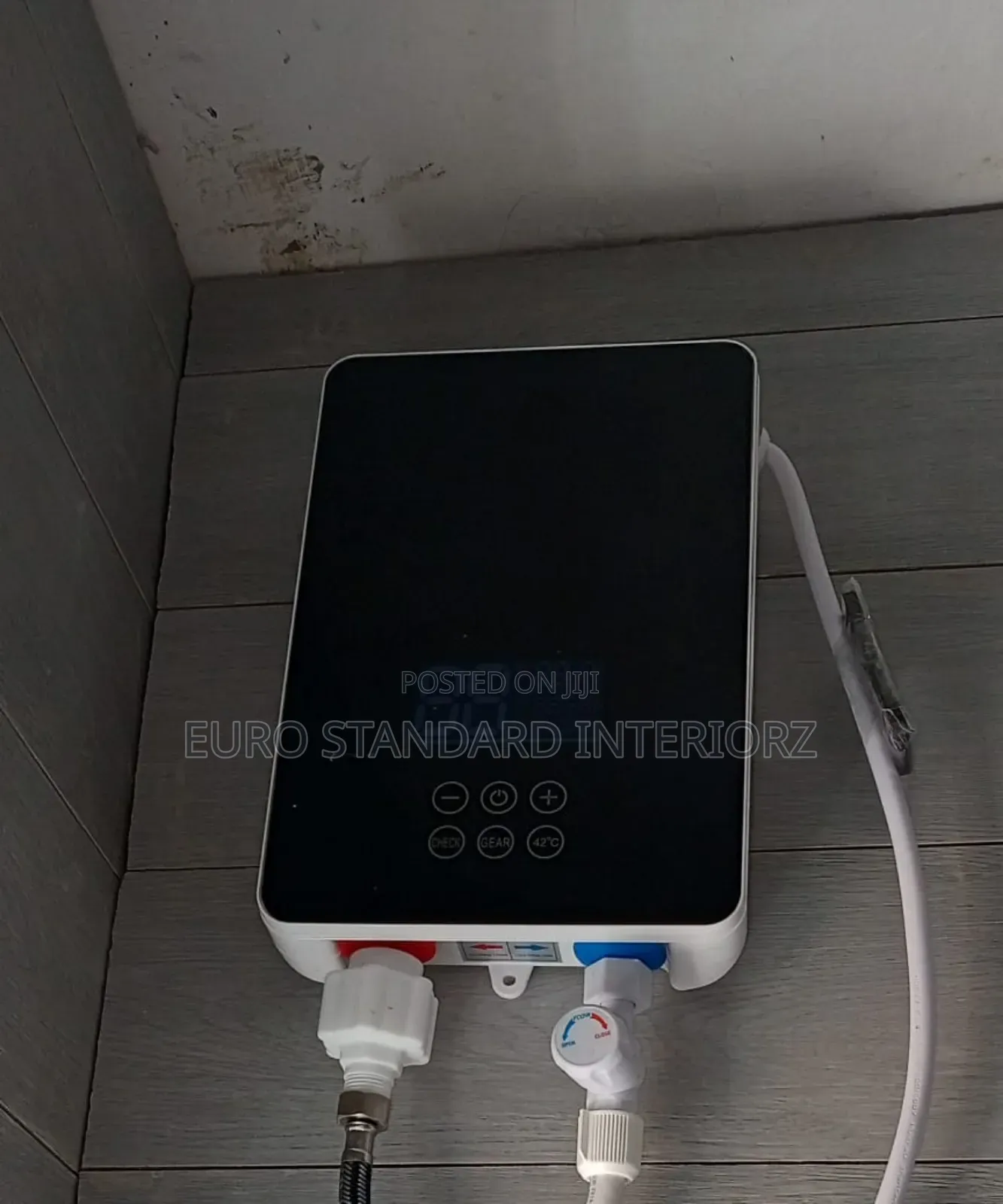 Instant Water Heater