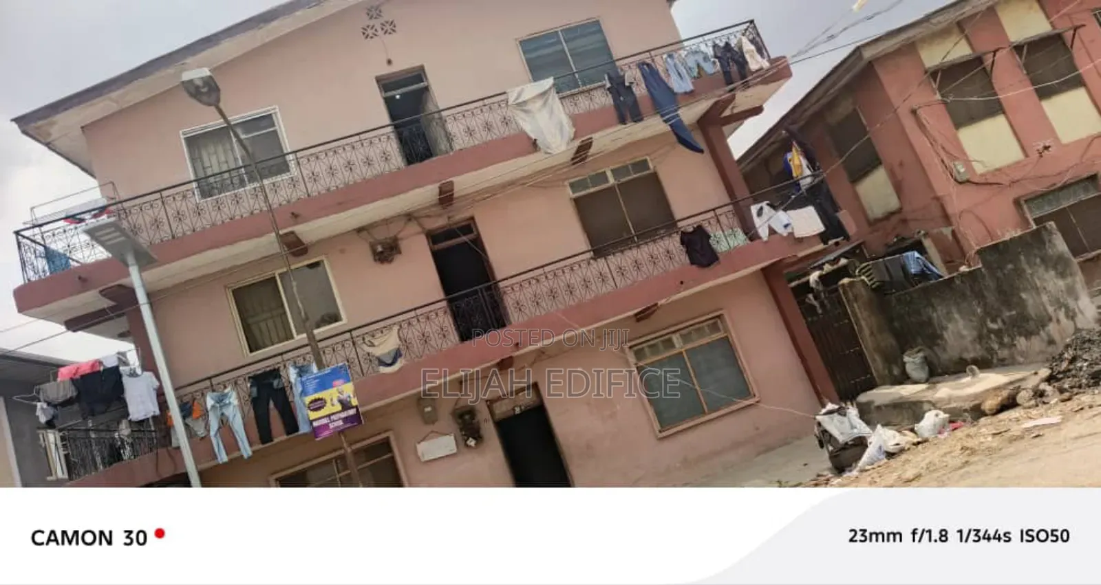 20bdrm Block of Flats in Ilupeju for sale