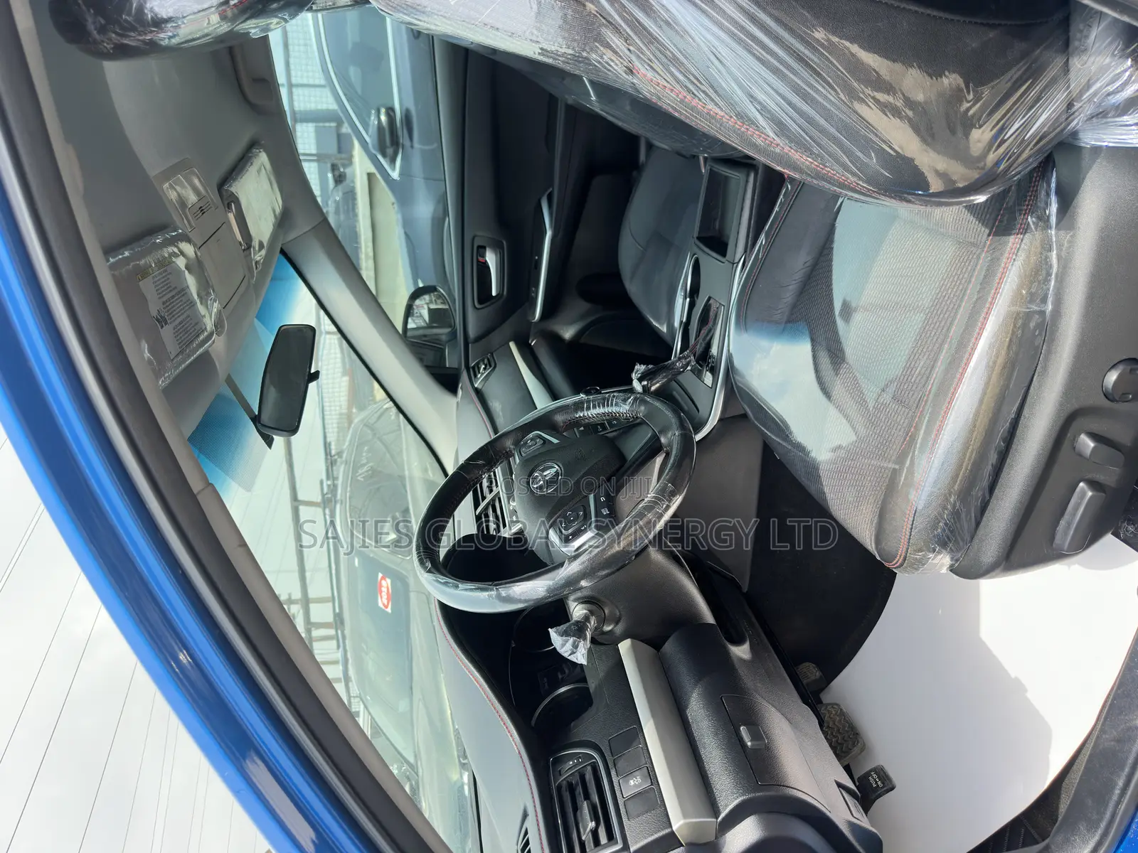 Toyota Camry SE 4dr Sedan (2.5L 4cyl 6A) 2017 Blue