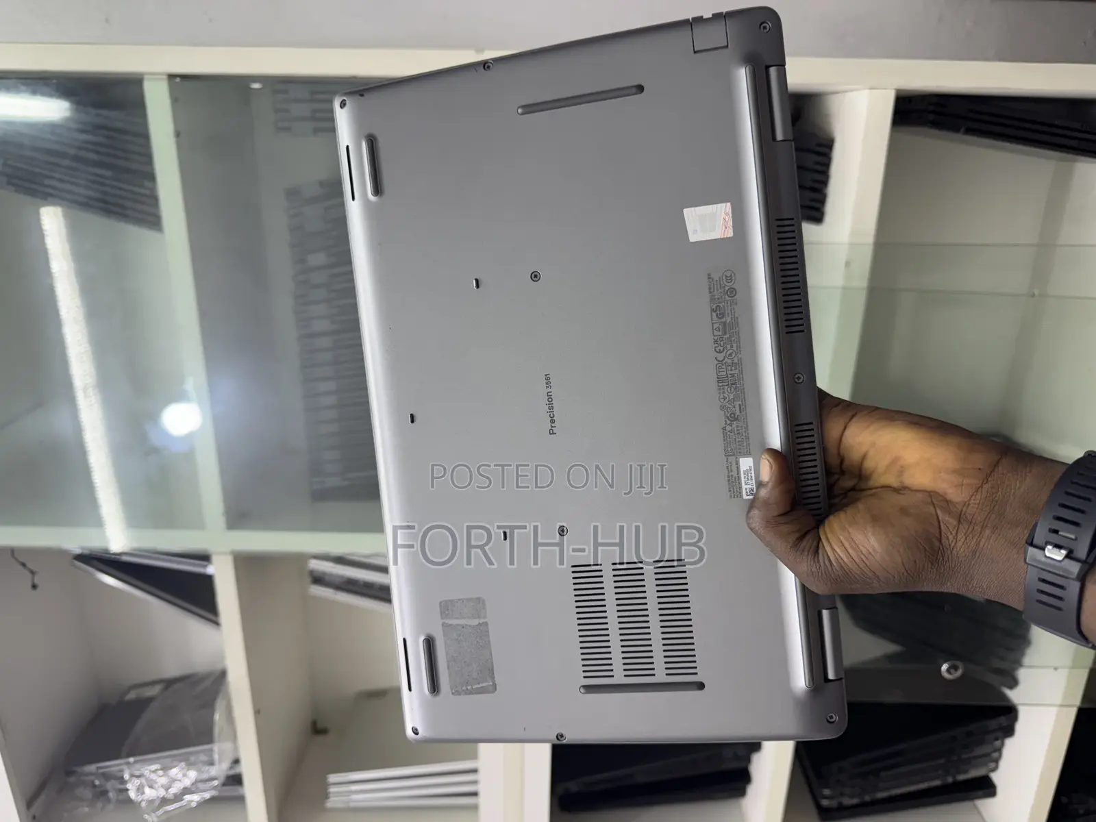 Laptop Dell Precision 3561 32GB Intel Core i7 SSD 512GB