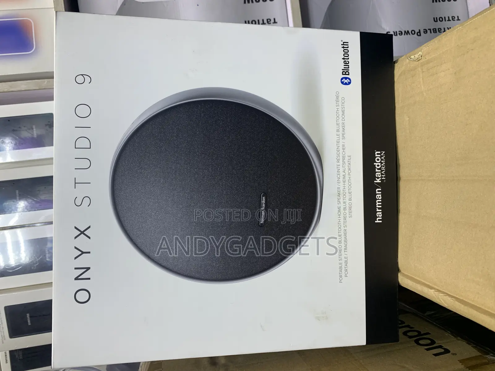 Onyx Studio 9