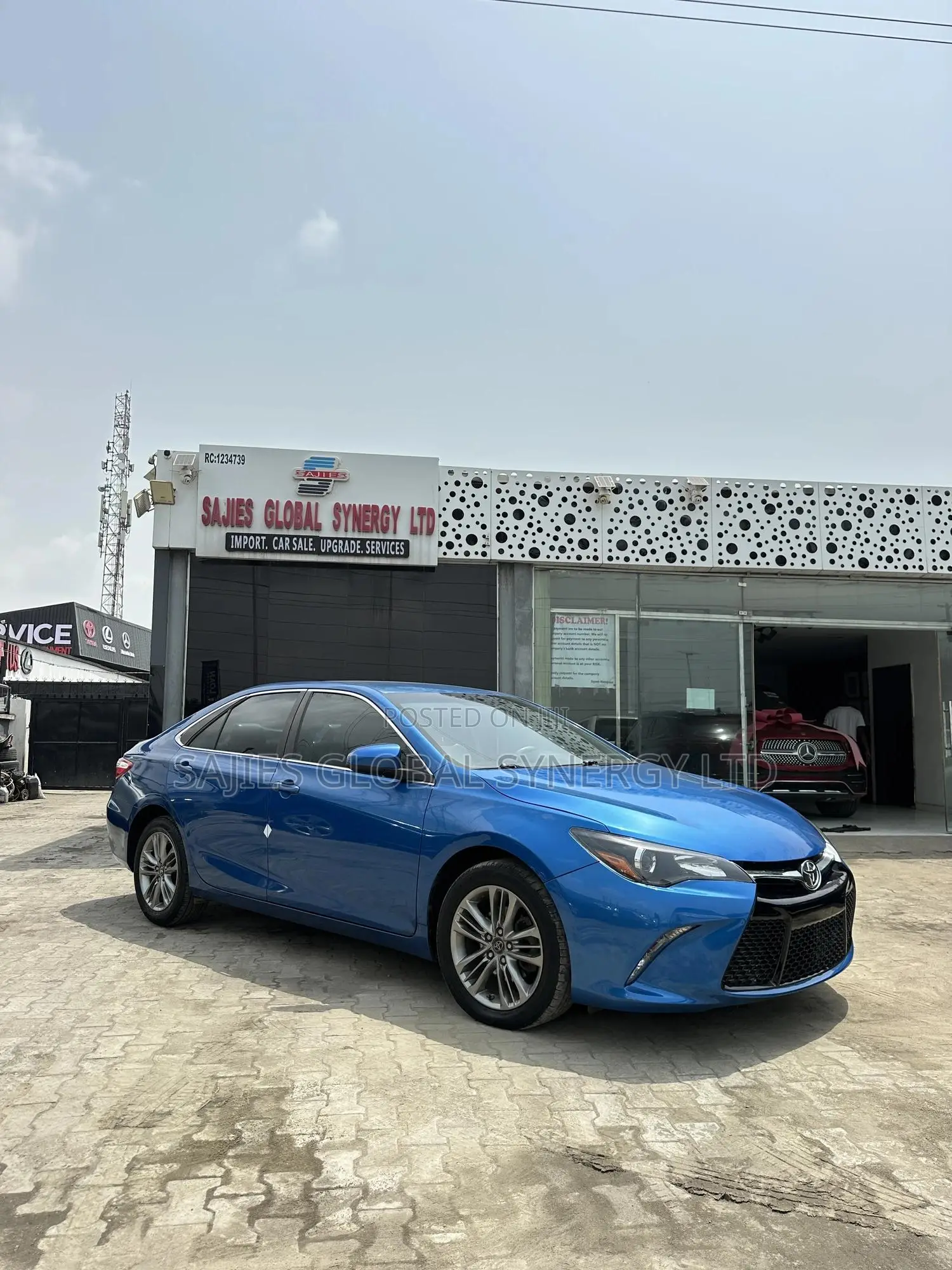 Toyota Camry SE 4dr Sedan (2.5L 4cyl 6A) 2017 Blue