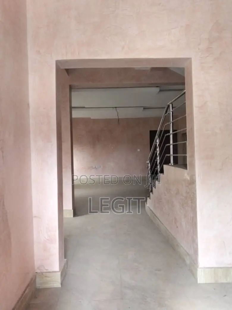 5bdrm Duplex in Lugbe District for sale