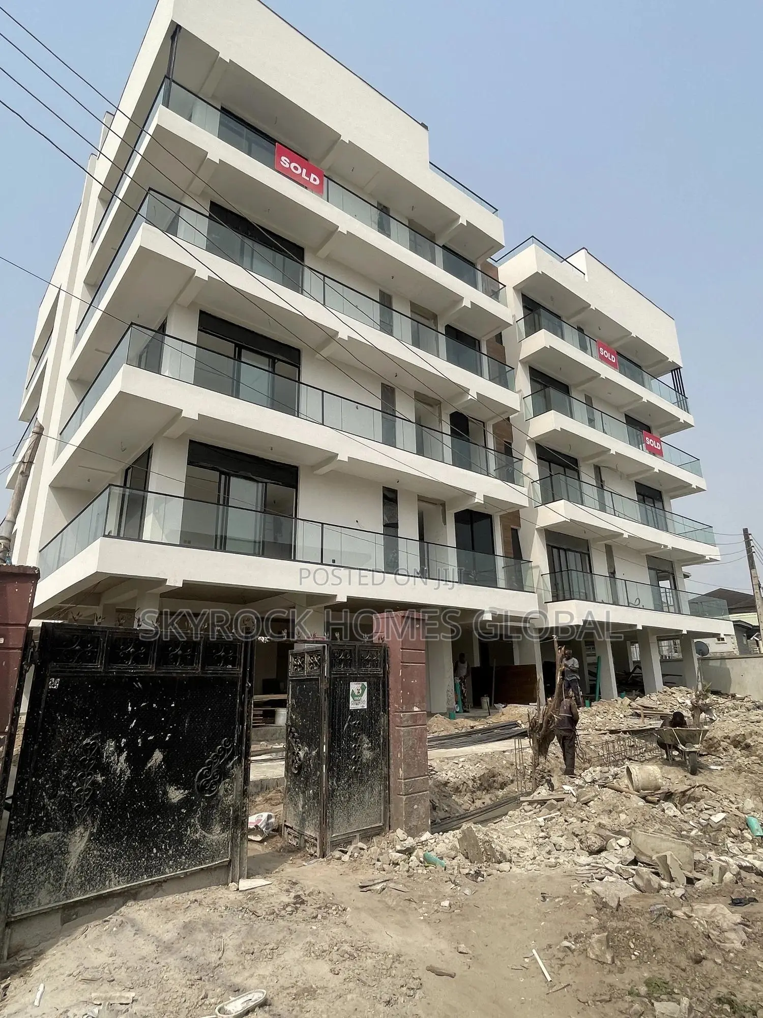 2bdrm Block of Flats in Ilasan for sale