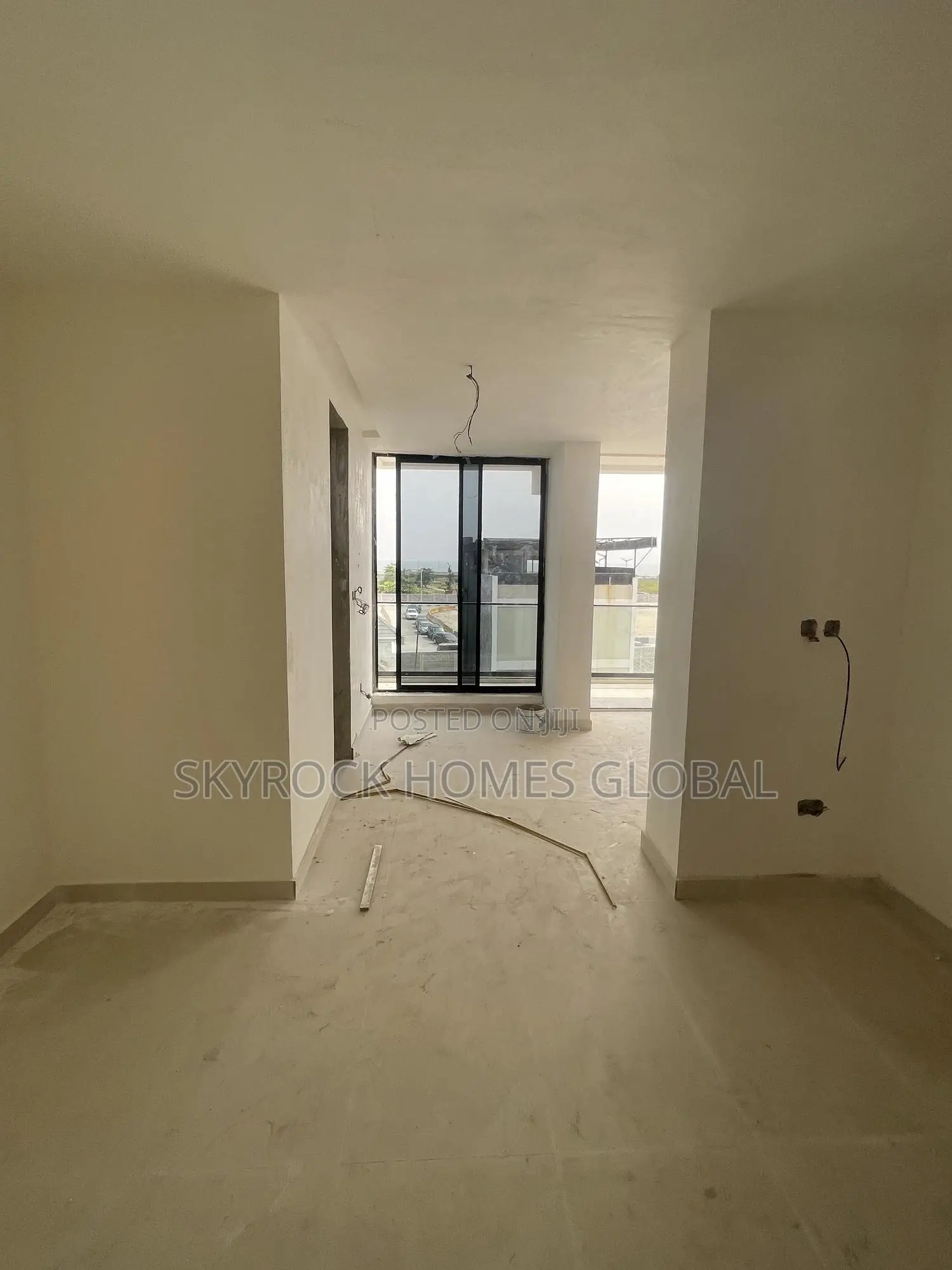 2bdrm Block of Flats in Ilasan for sale