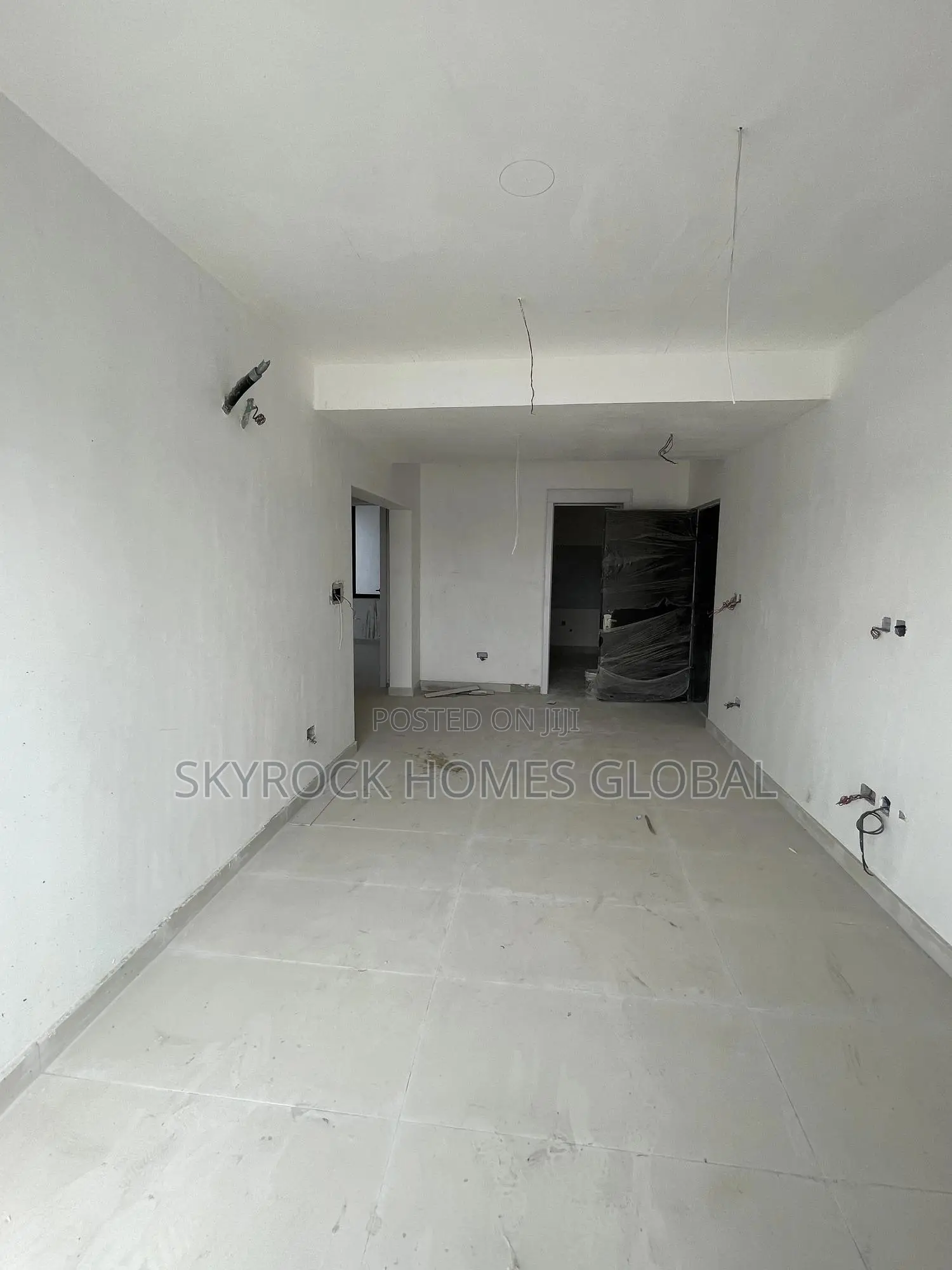 2bdrm Block of Flats in Ilasan for sale