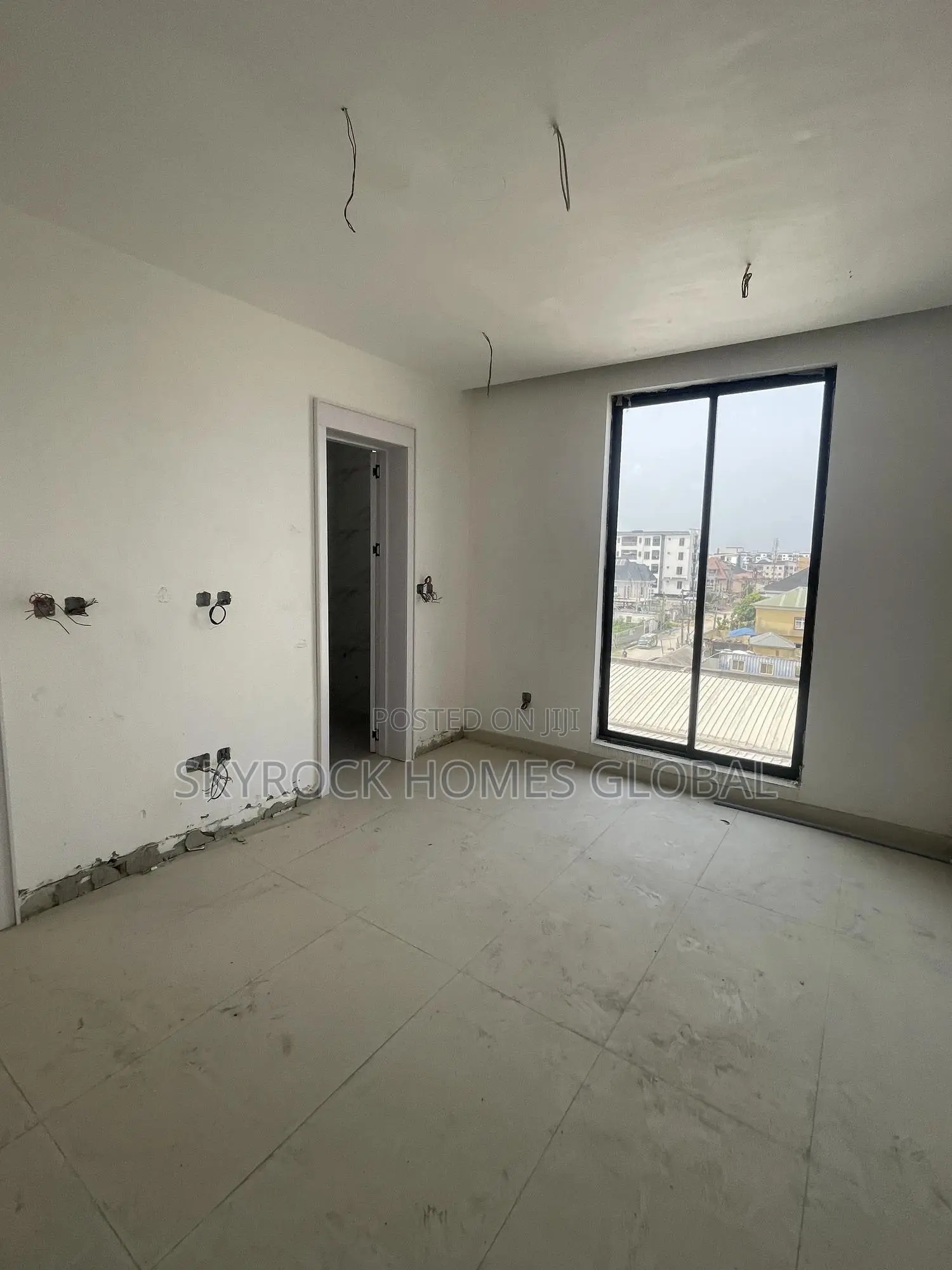 2bdrm Block of Flats in Ilasan for sale