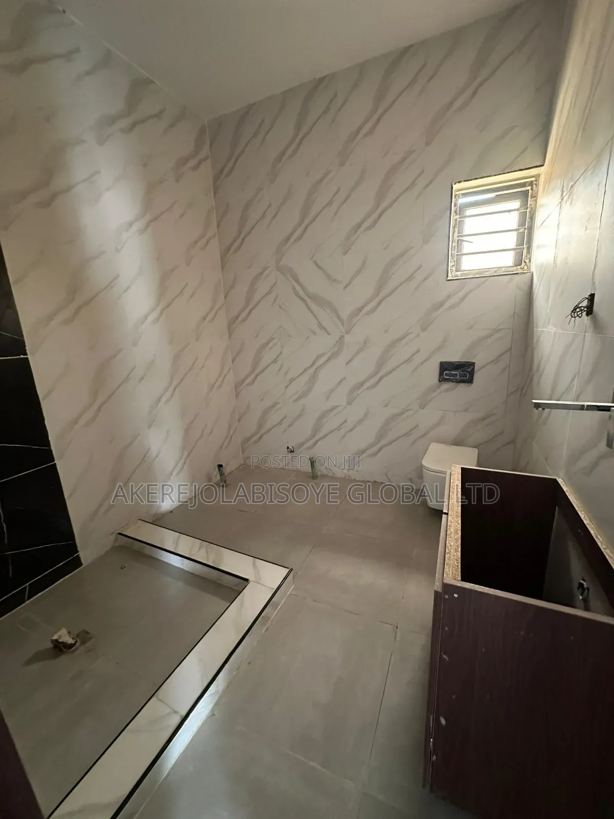 5bdrm Duplex in Efab Metropolis,, Gwarinpa for sale