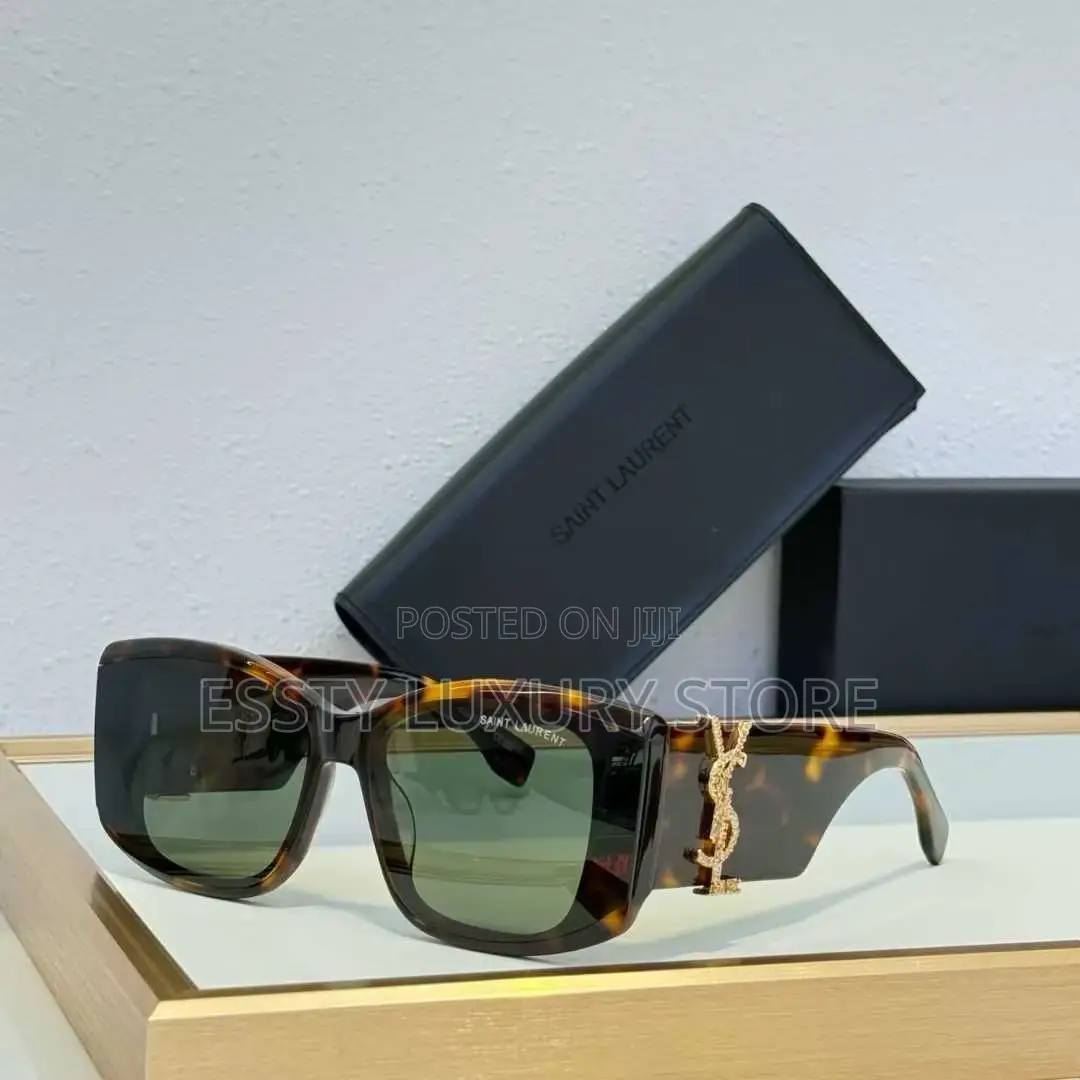 High Quality Luxury Saint Laurent Glasses