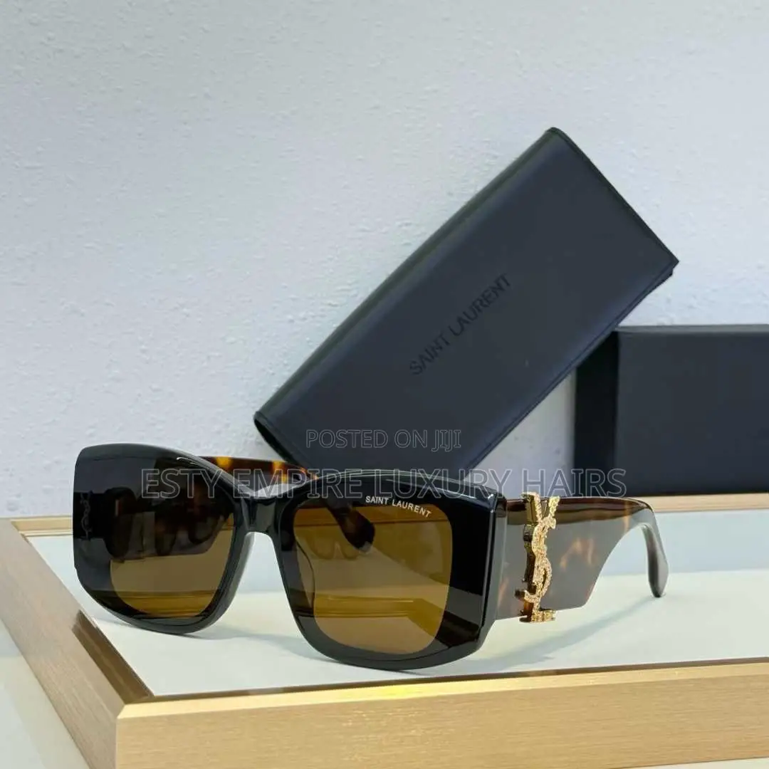 High Quality Luxury Saint Laurent Glasses