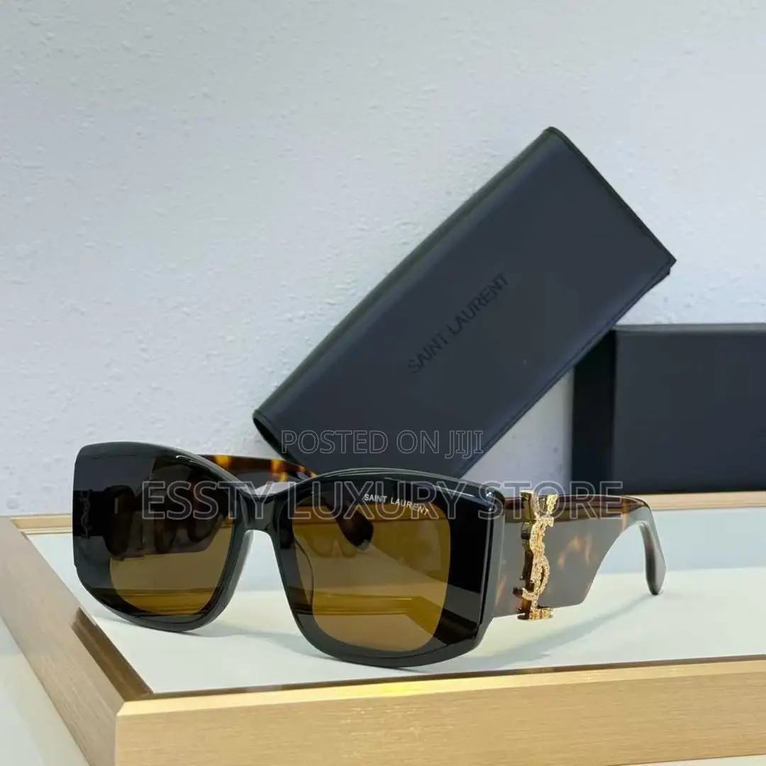 High Quality Luxury Saint Laurent Glasses