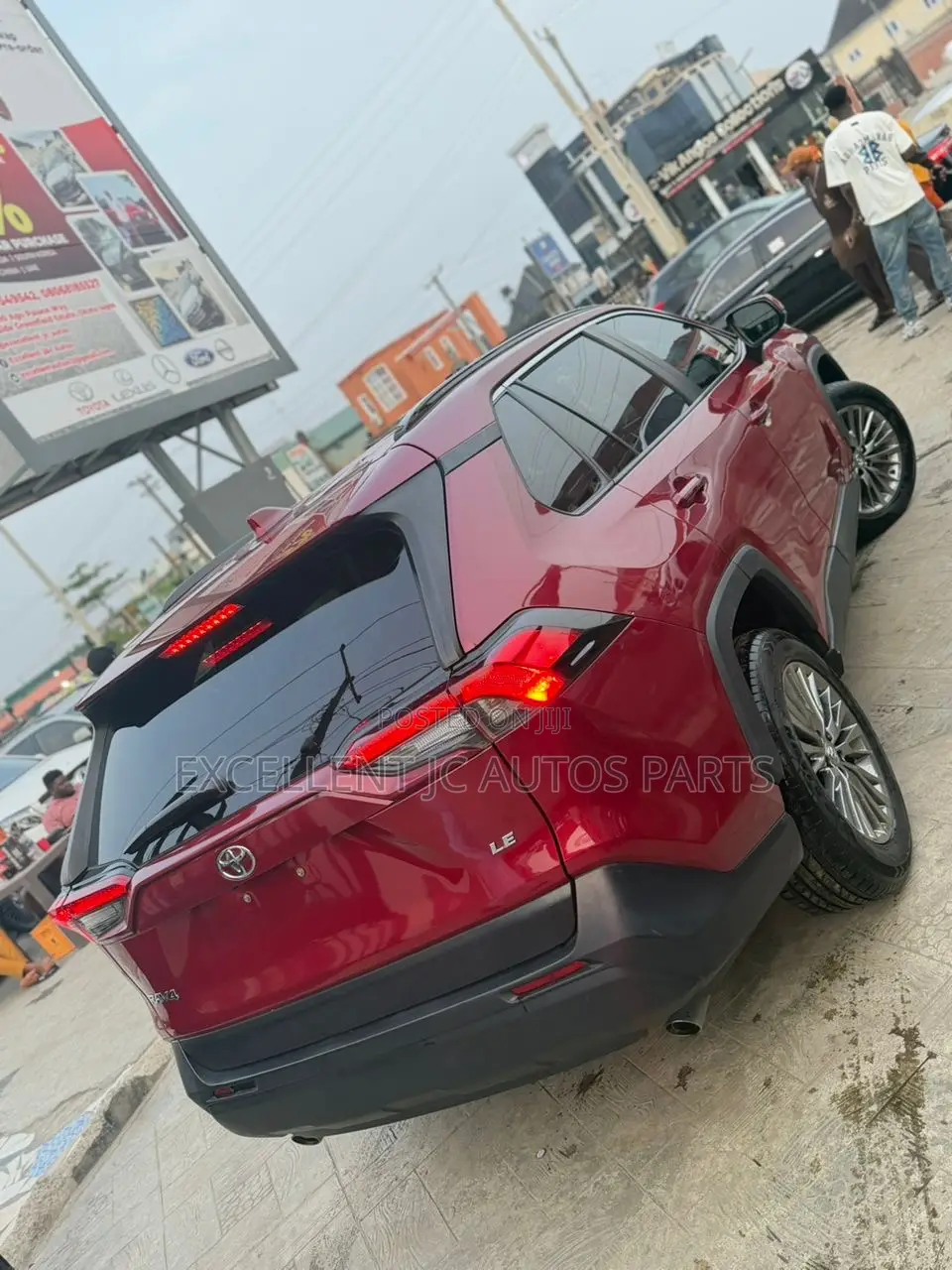 Toyota RAV4 LE 2021 Red