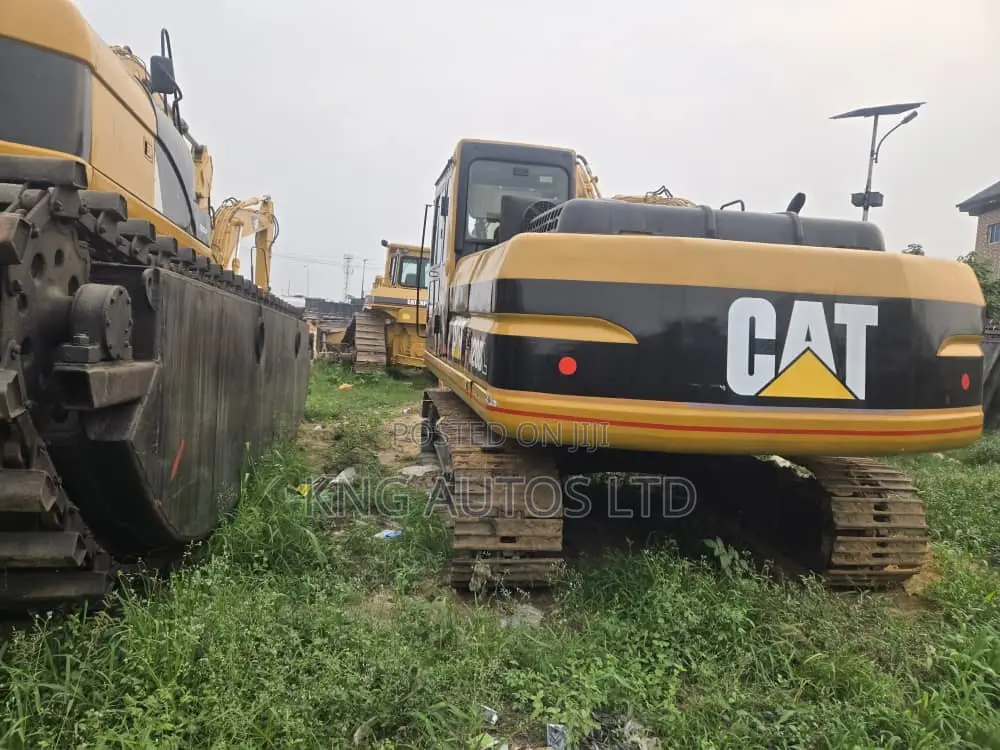 Excavator 320bl