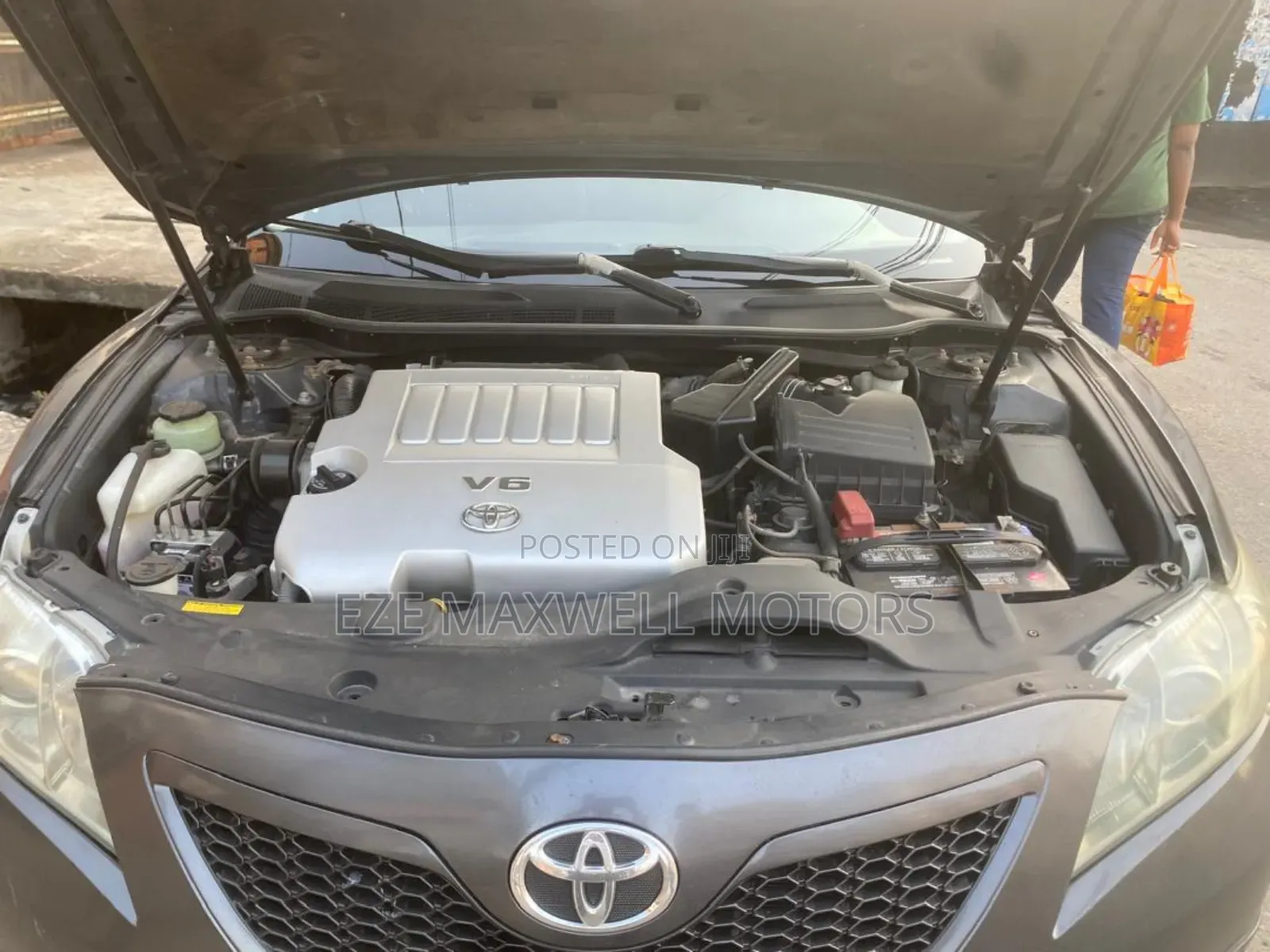 Toyota Camry SE V6 4dr Sedan (3.5L 6cyl 6AM) 2008 Gray