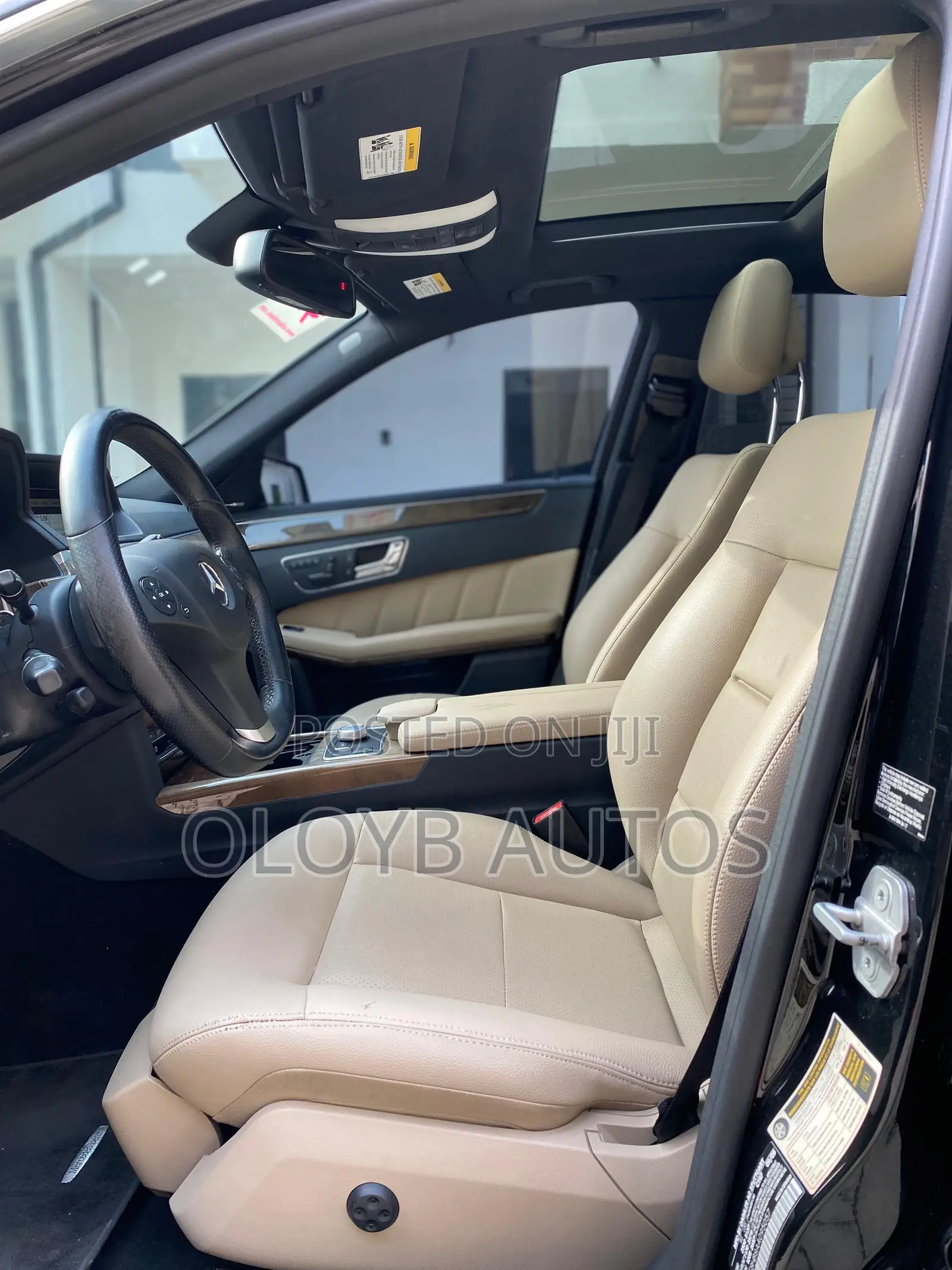 Mercedes-Benz E350 Base 4Matic Sedan AWD (3.5L 6cyl 7A) 2010 Black
