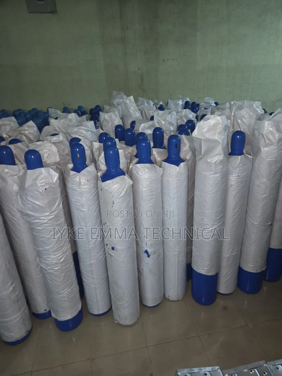 Industrial Oxygen Gas Cylinder