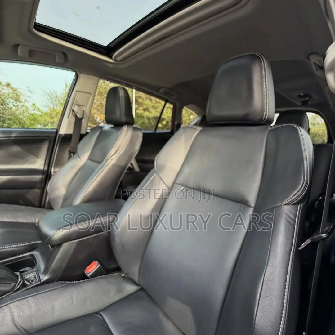 Toyota RAV4 Limited 4dr SUV AWD (2.5L 4cyl 6A) 2018 Maroon