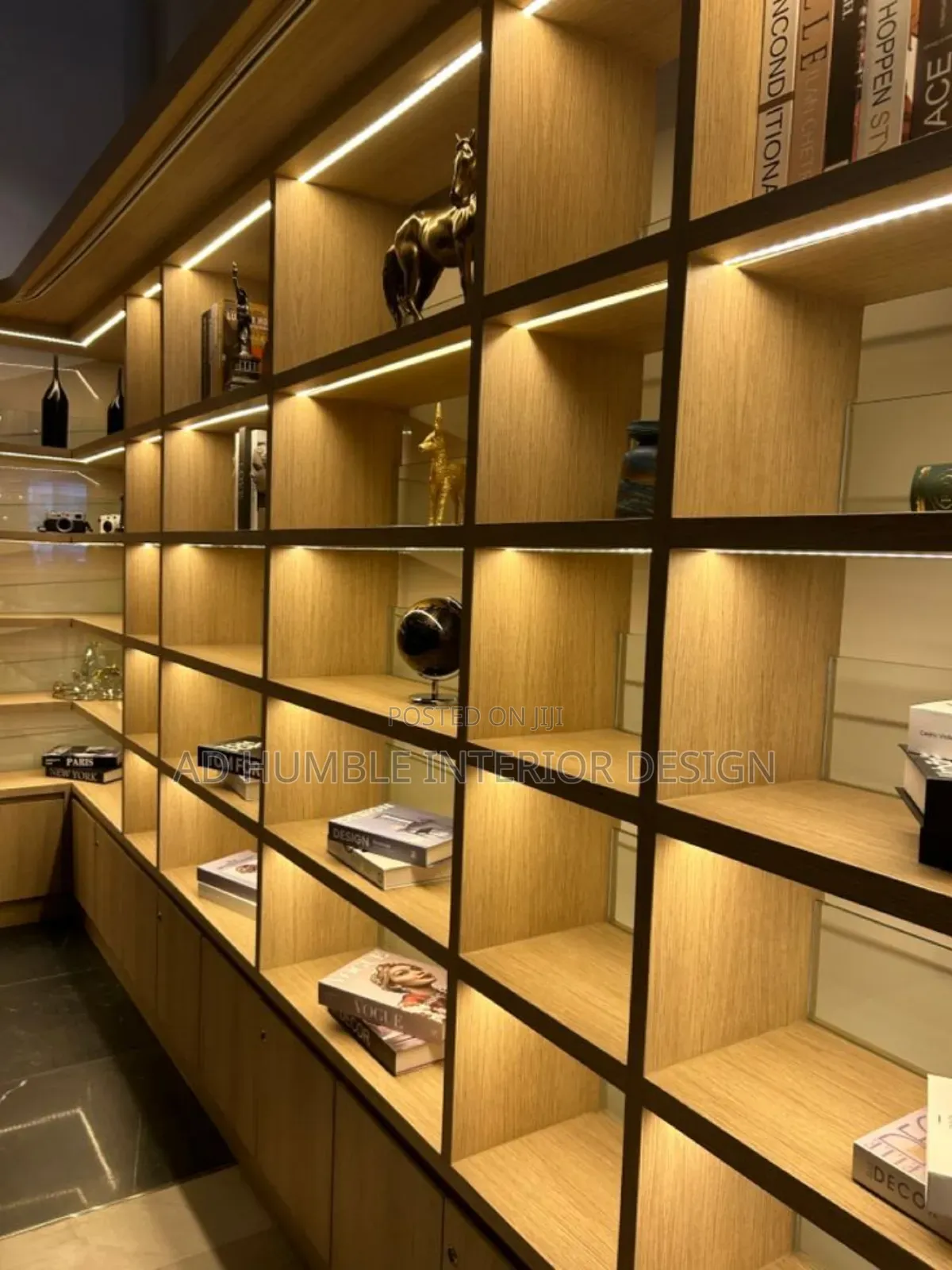 Wooden Market Shelves With Cabinet