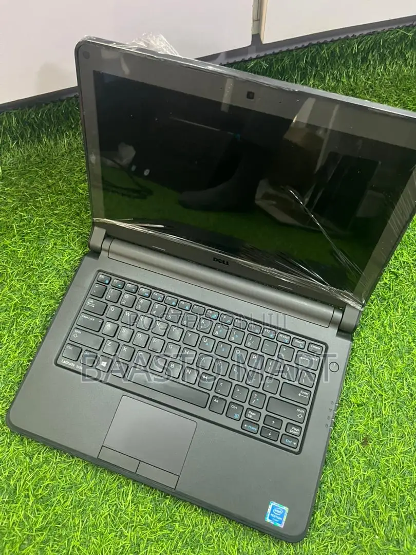 Laptop Dell Latitude 3350 8GB Intel Pentium HDD 500GB