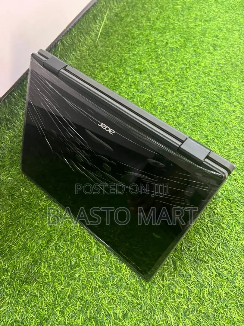 Laptop Acer TravelMate Spin B1 4GB Intel Pentium SSD 128GB