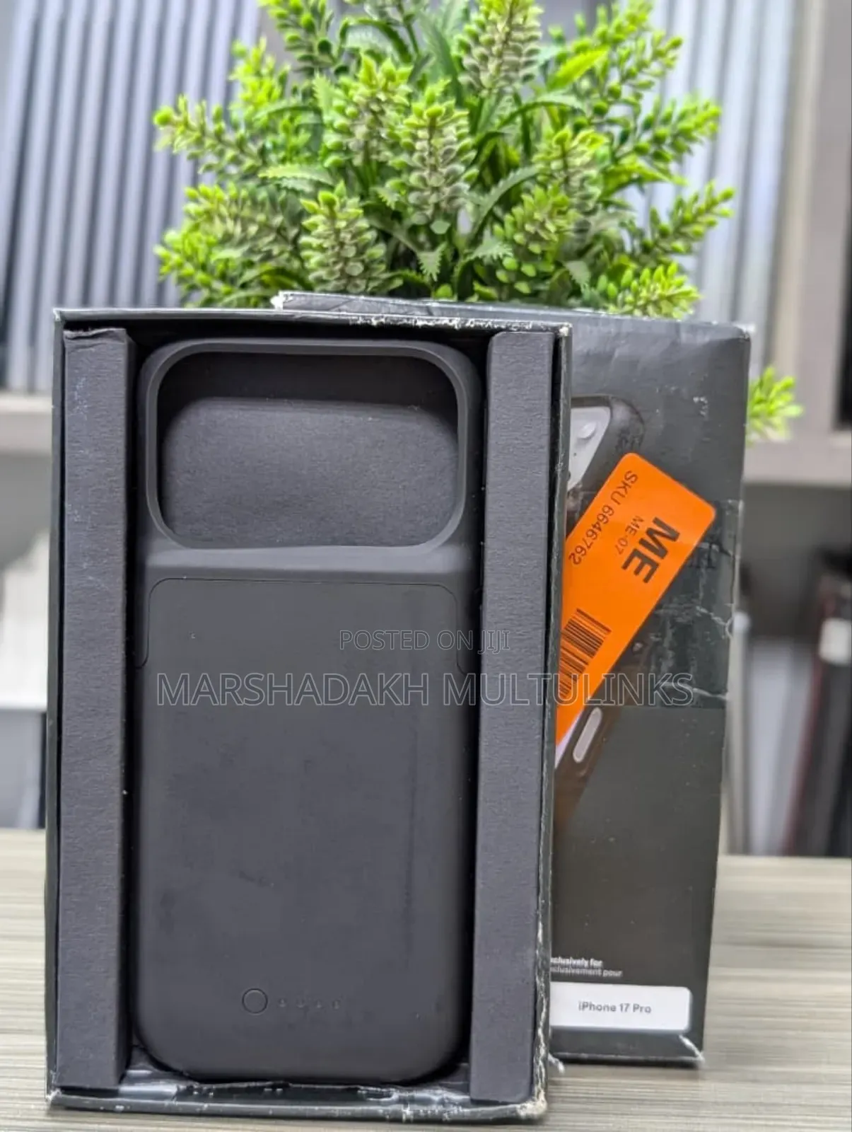 _* Mophie Juice Pack Apple iPhone 17 Pro Black Charging Battery