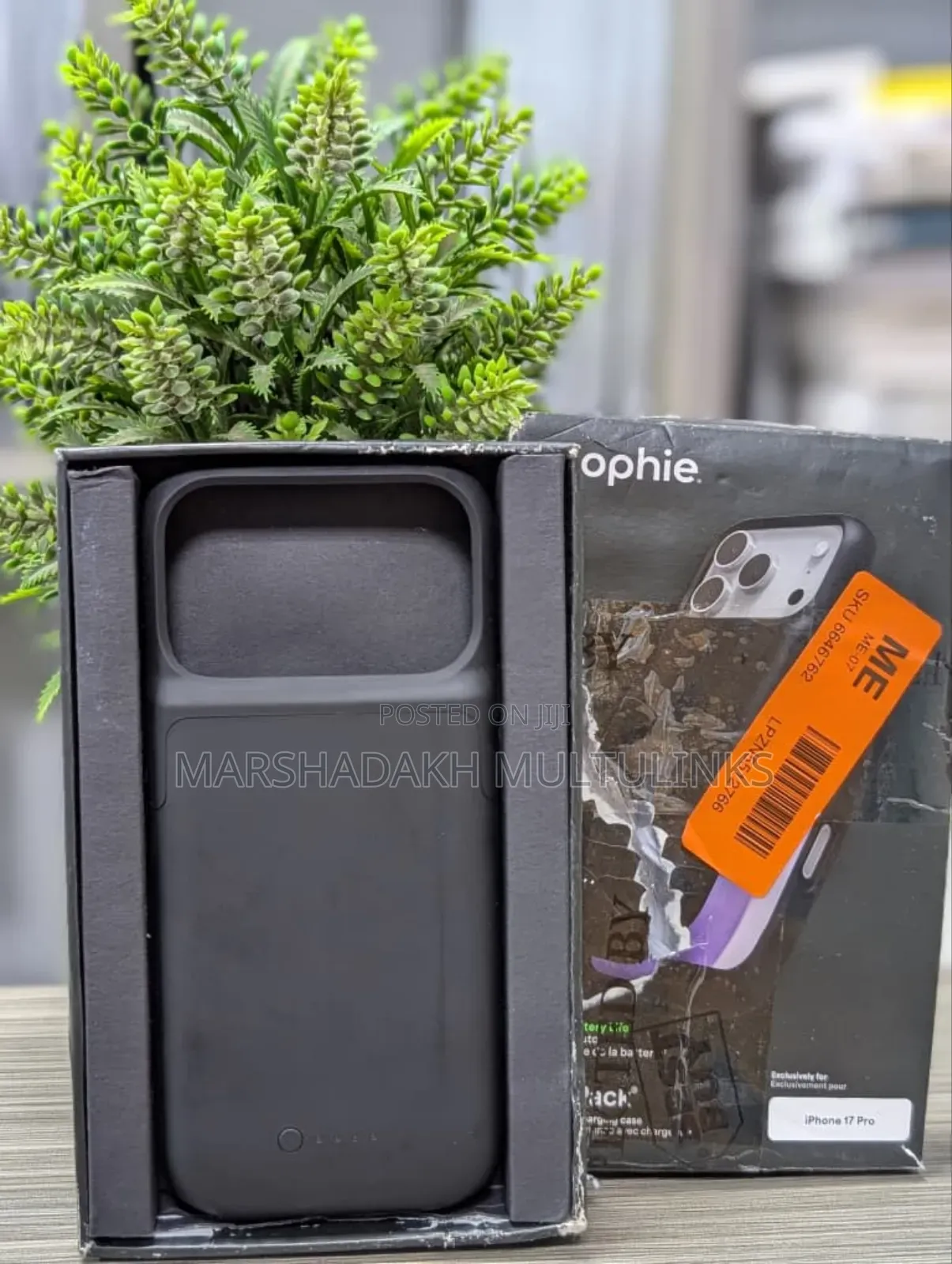 _* Mophie Juice Pack Apple iPhone 17 Pro Black Charging Battery