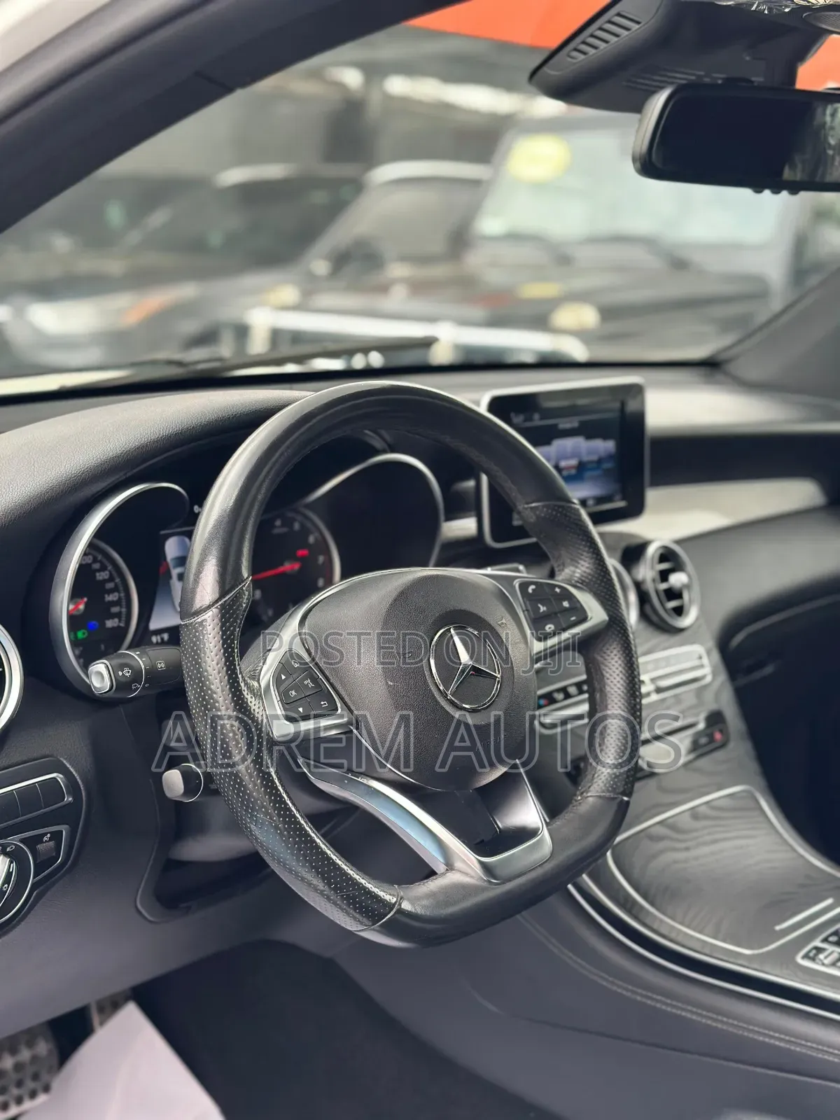 Mercedes-Benz GLC-Class 2019 White
