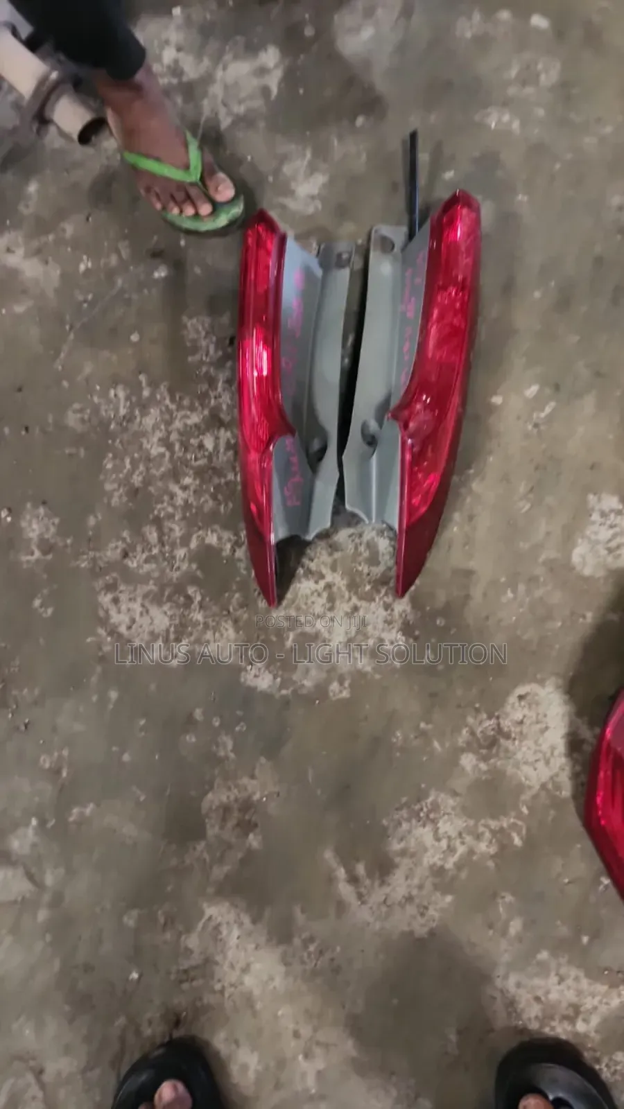Complete Back Lights 2014 Honda CRV