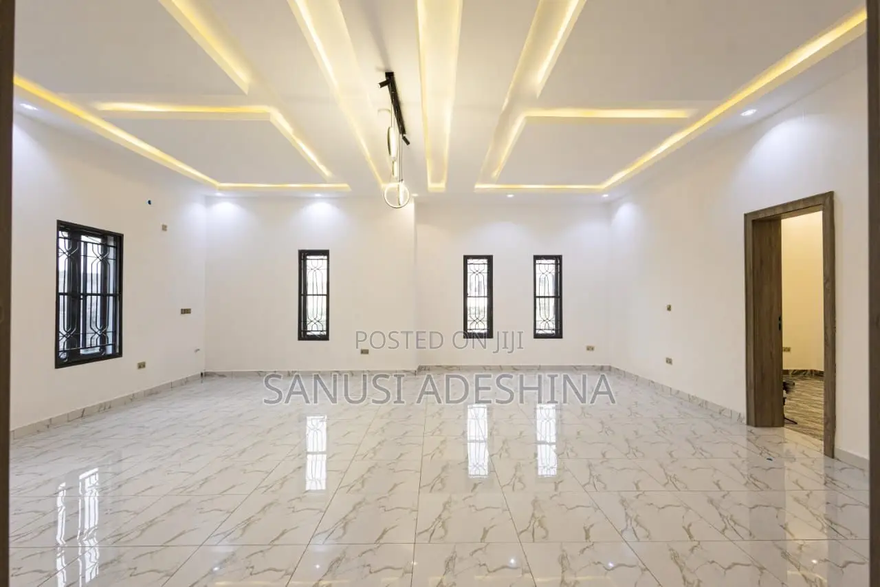 5bdrm Duplex in Katampe Extension for rent