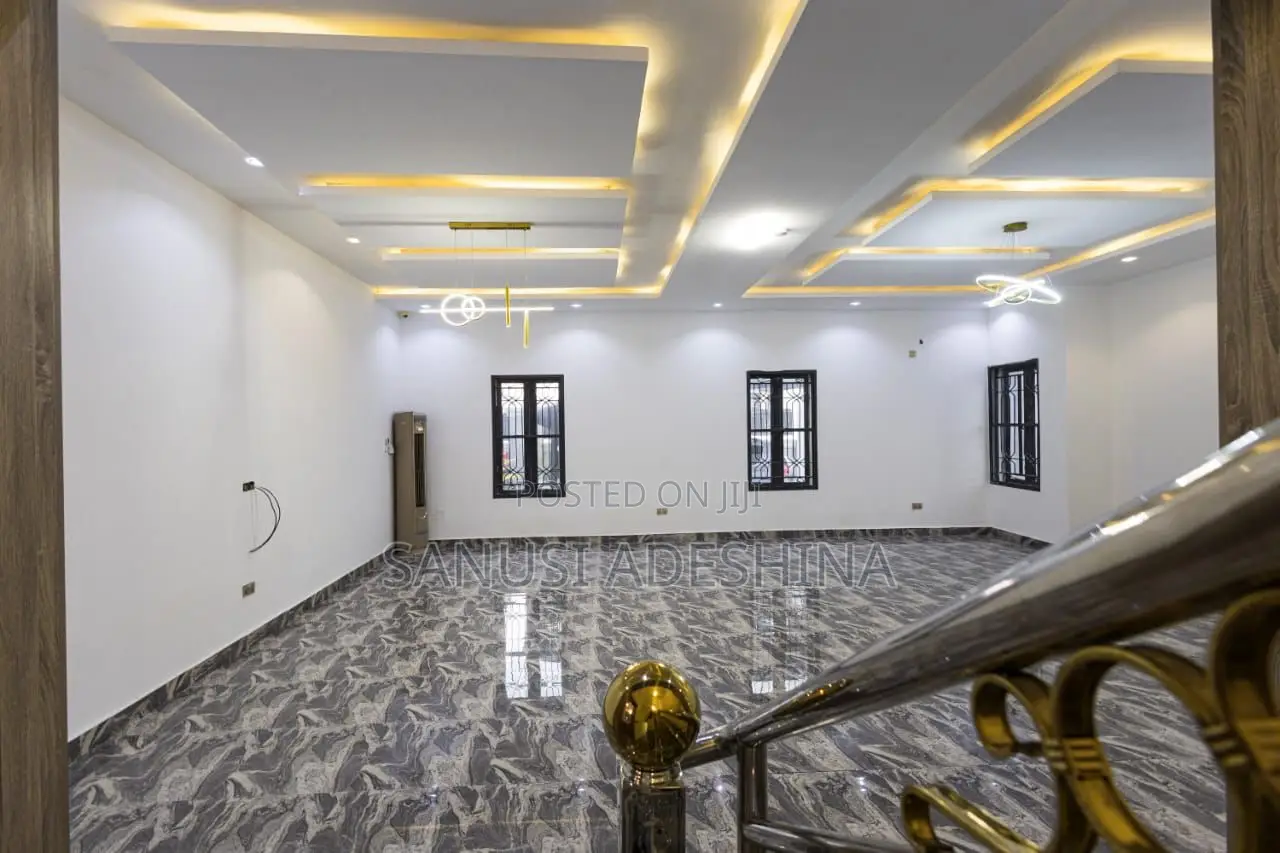 5bdrm Duplex in Katampe Extension for rent