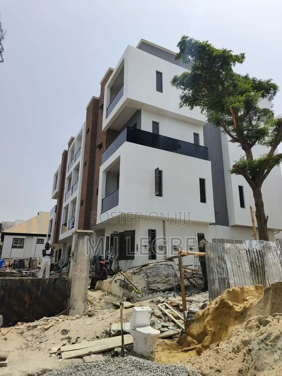3bdrm Maisonette in Phase 1, Lekki for sale