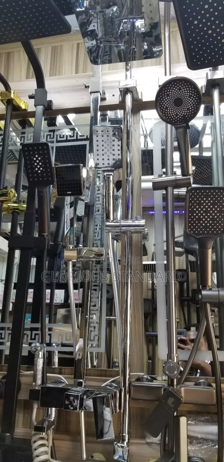 High Quality Heavy Gauge England Standing Shower