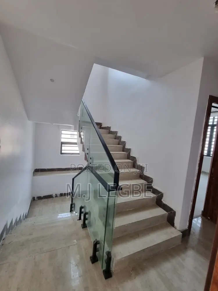 5bdrm Duplex in Phase 1, Lekki for sale