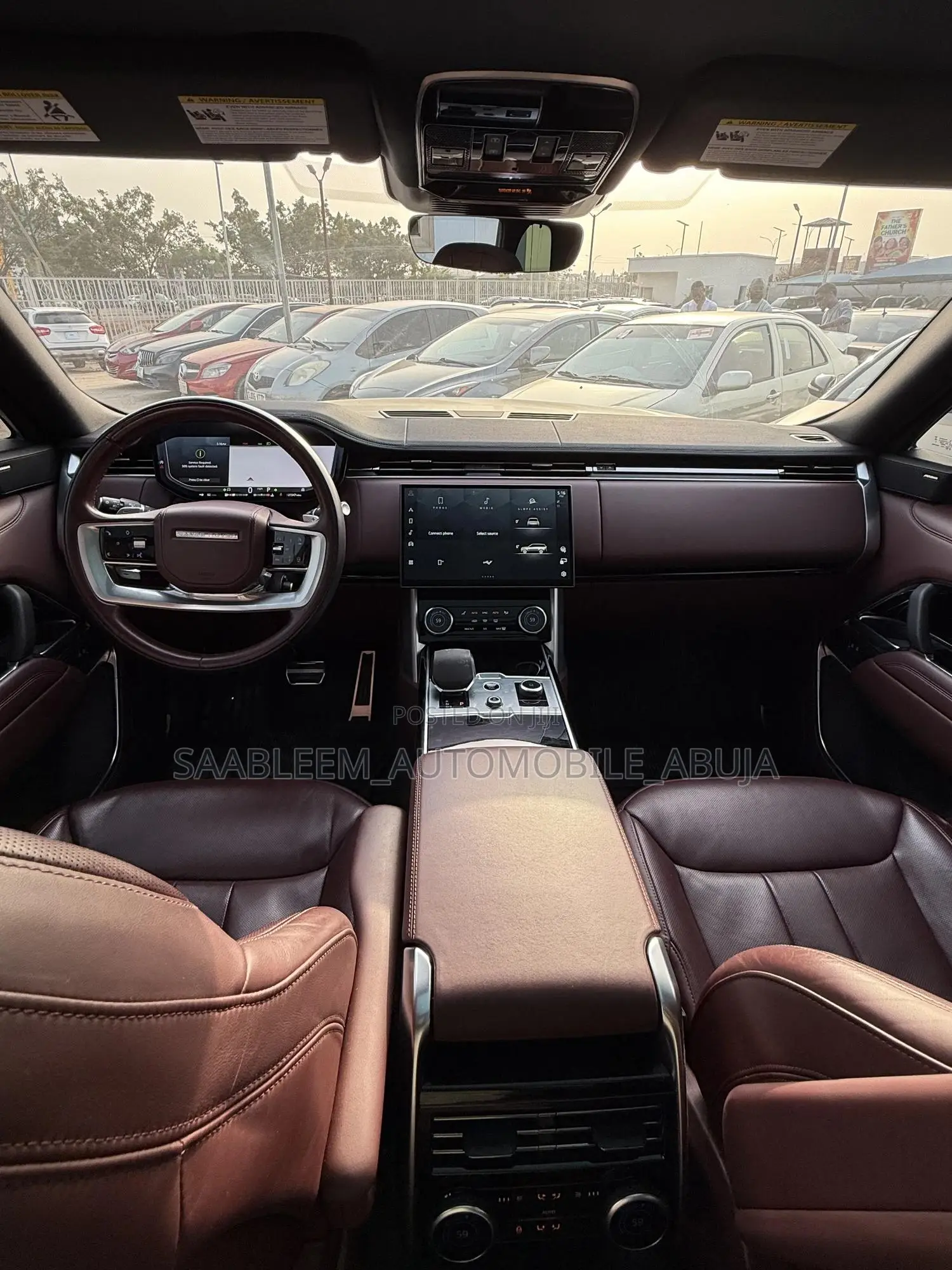 Land Rover Range Rover Vogue 2023 Black
