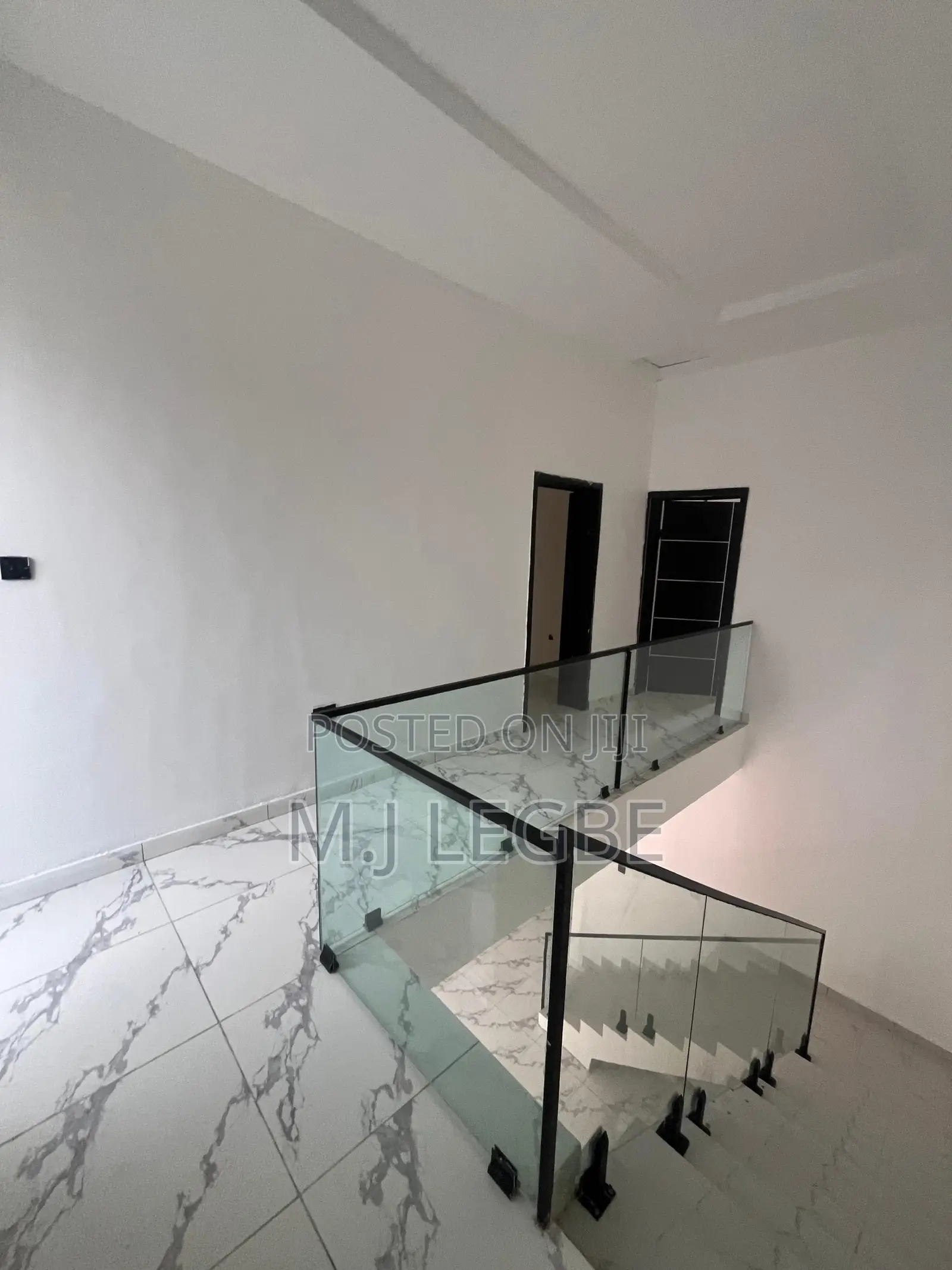 3bdrm Duplex in Lbs, Ajah for sale