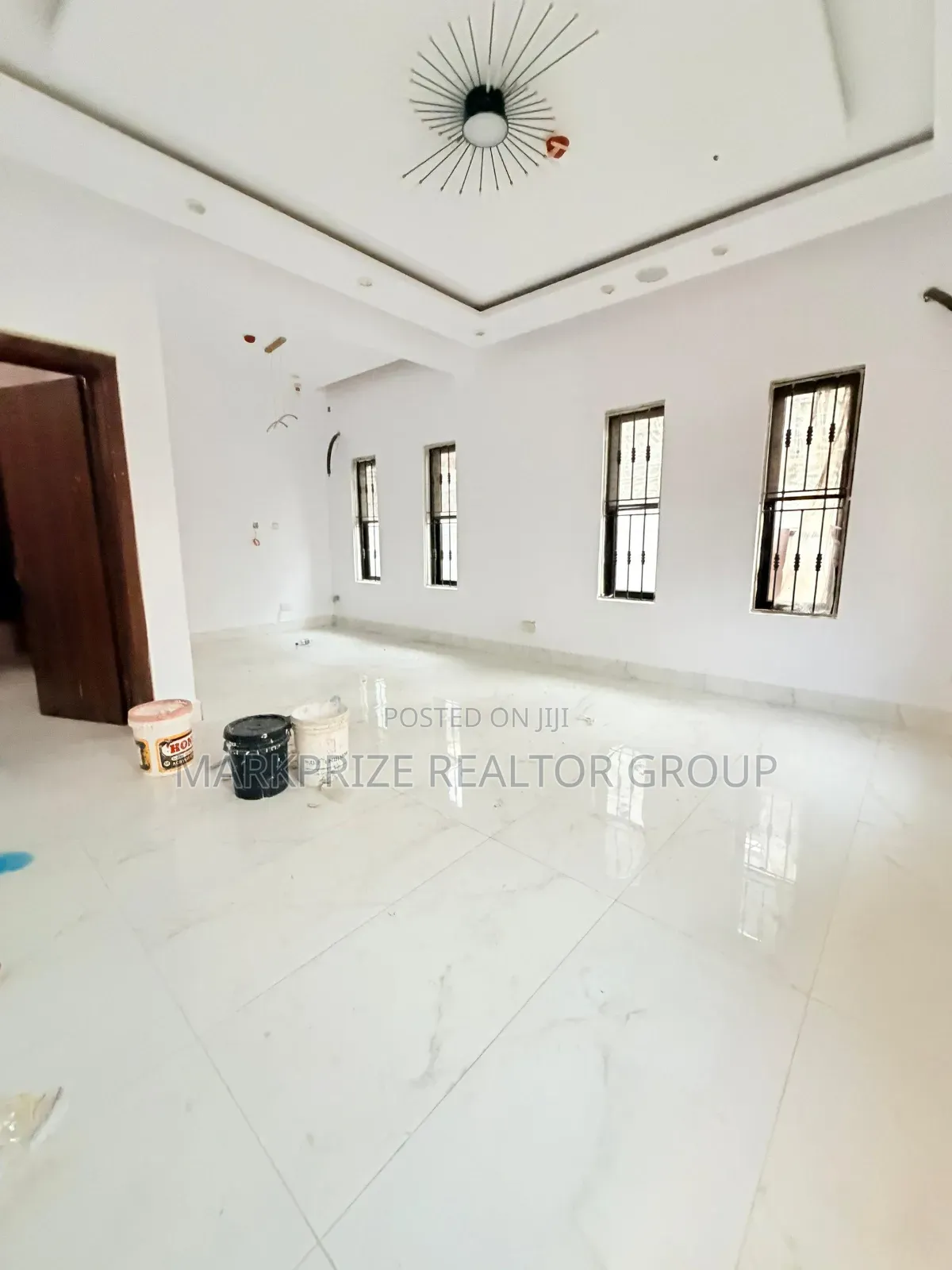 4bdrm Duplex in Surulere Lagos, Eric Moore for sale