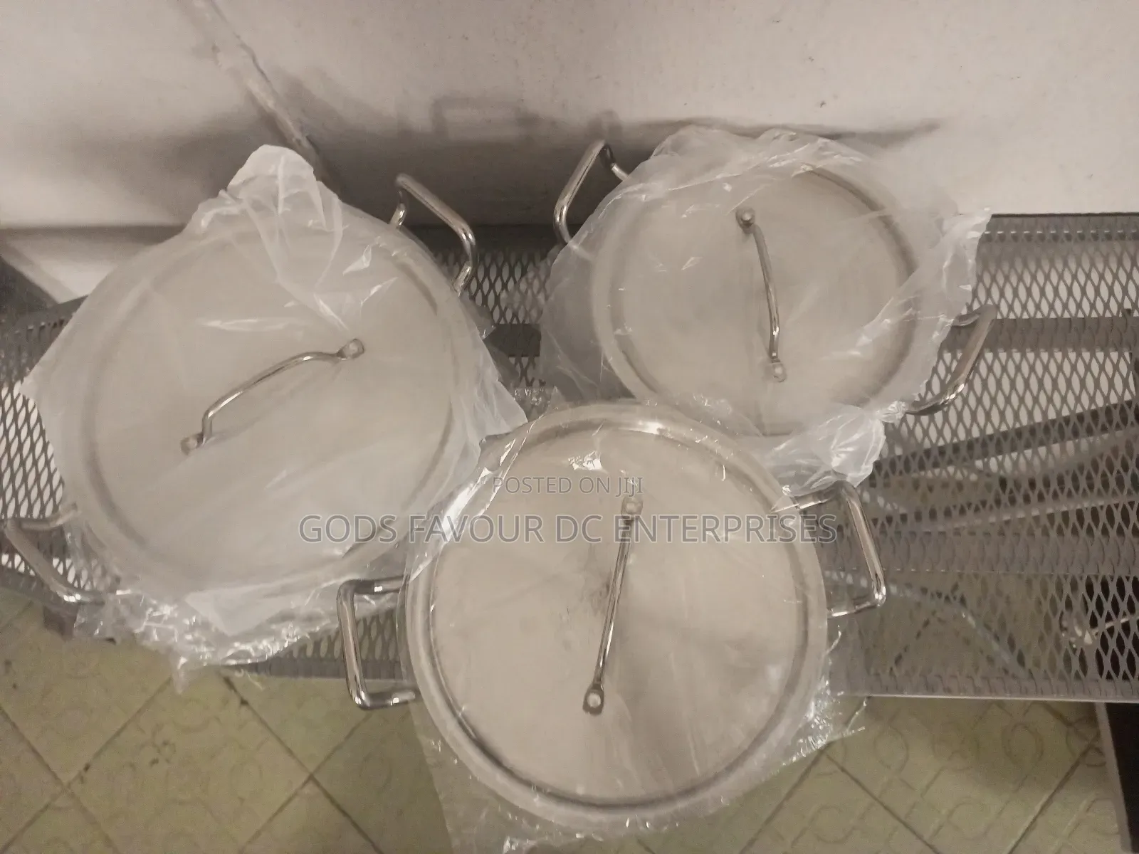 Hoffner 3 Pieces Pot Family of 4 Size