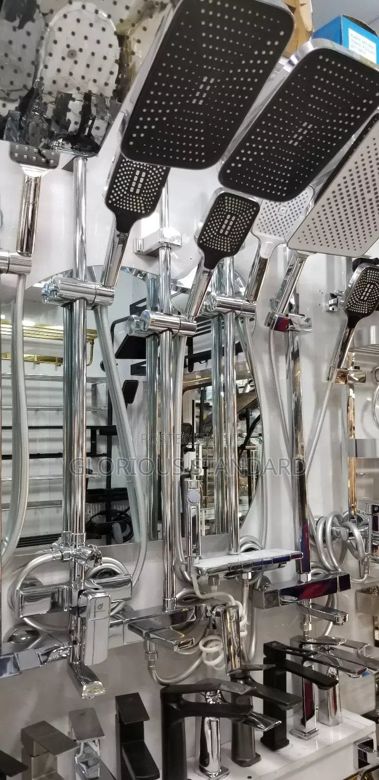 High Quality Cross Square Standing Shower England Standard
