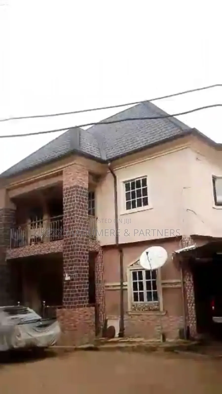 12bdrm Duplex in Umuahia , Abia State for sale