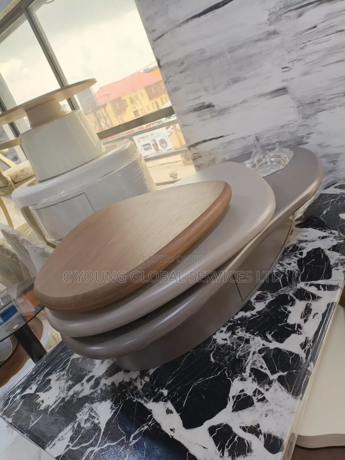 High Quality Center Table