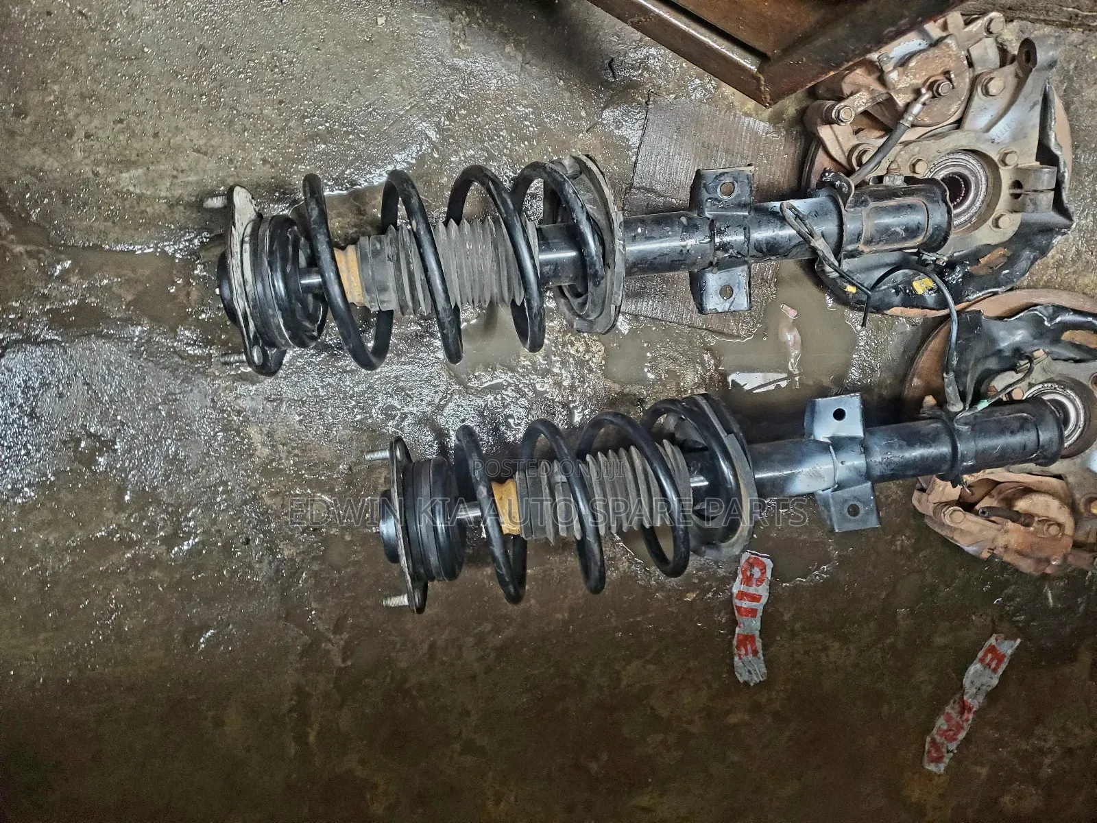 Hyundai Santafe Front Shock and Hub Complete