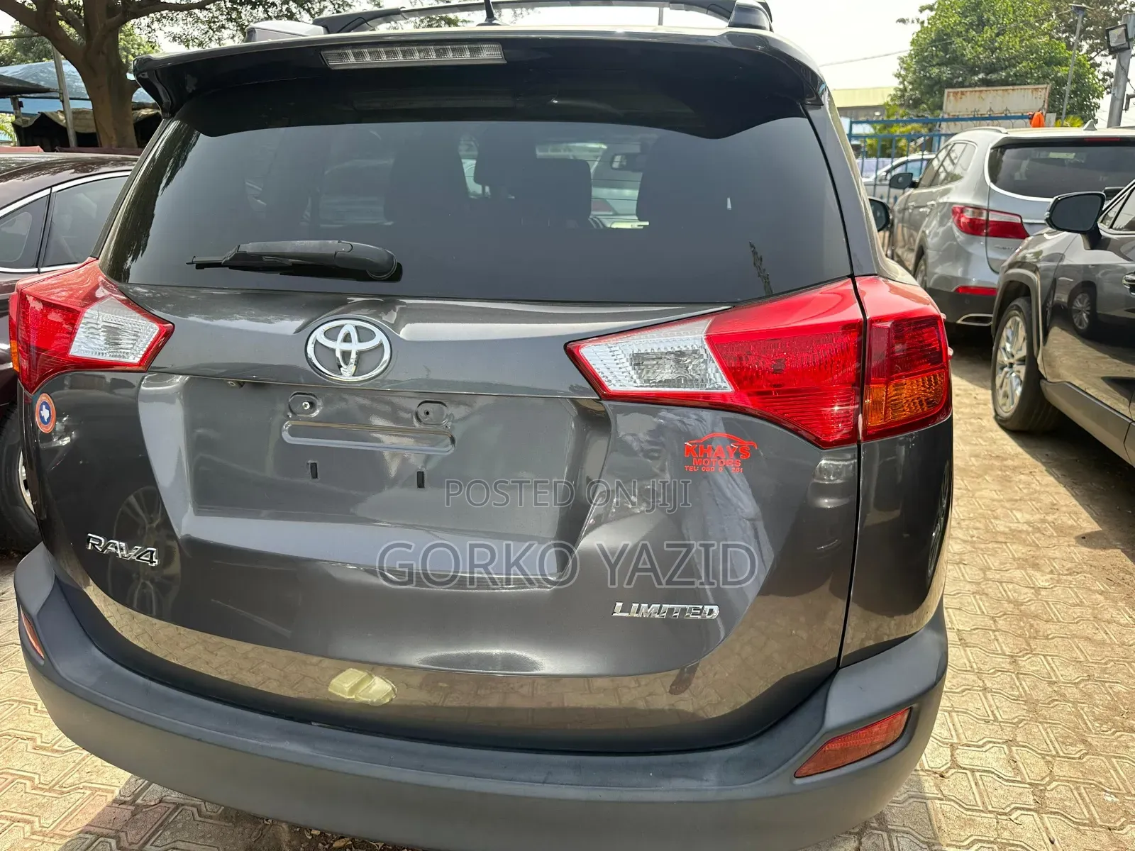 Toyota RAV4 Limited 4dr SUV AWD (2.5L 4cyl 6A) 2014 Gray