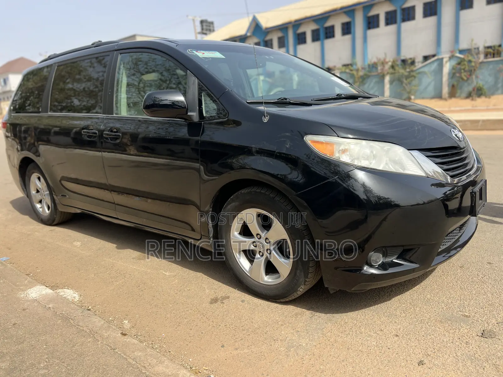 Toyota Sienna 2013 Black